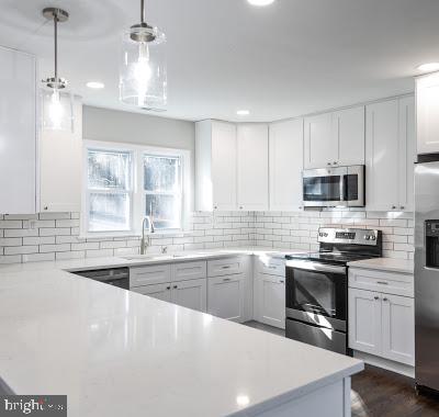 DAMASCUS OUTSIDE - Residential