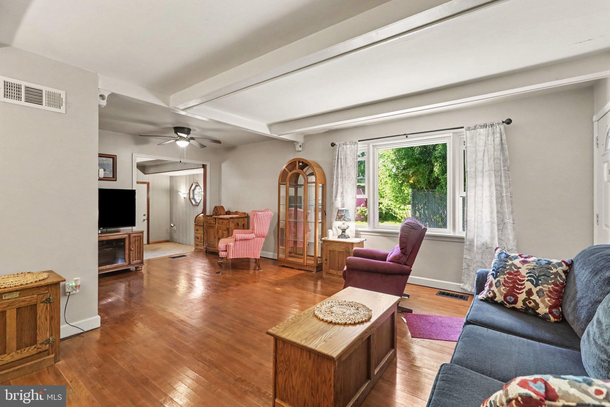 154 W I STREET
