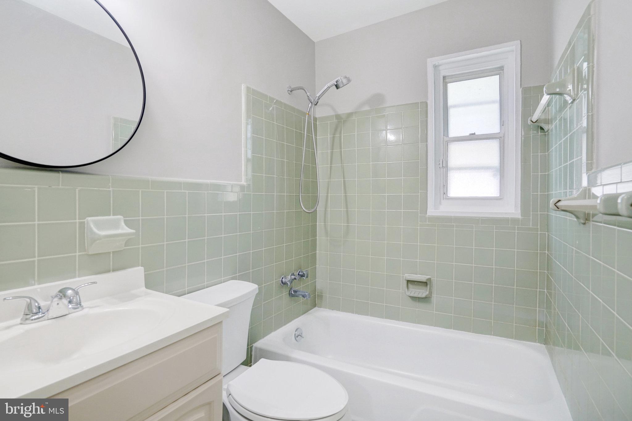 BARCROFT FOREST - Residential