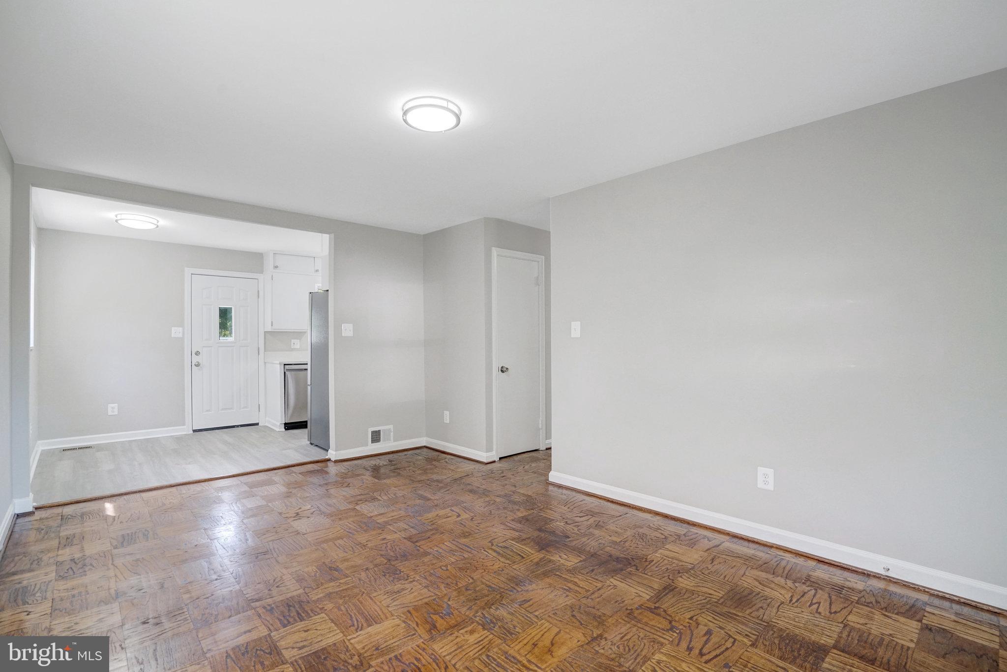 BARCROFT FOREST - Residential