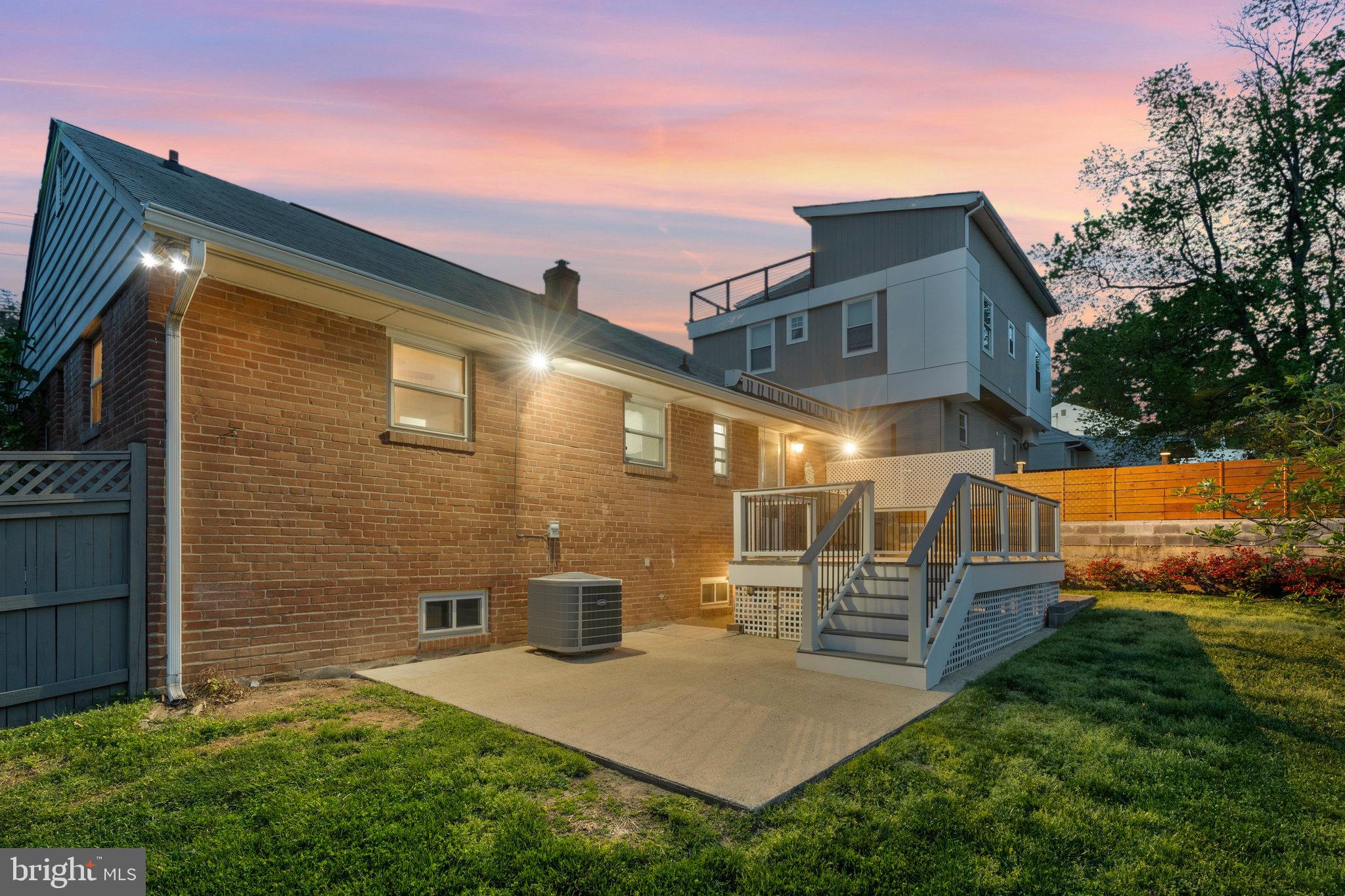 BARCROFT FOREST - Residential