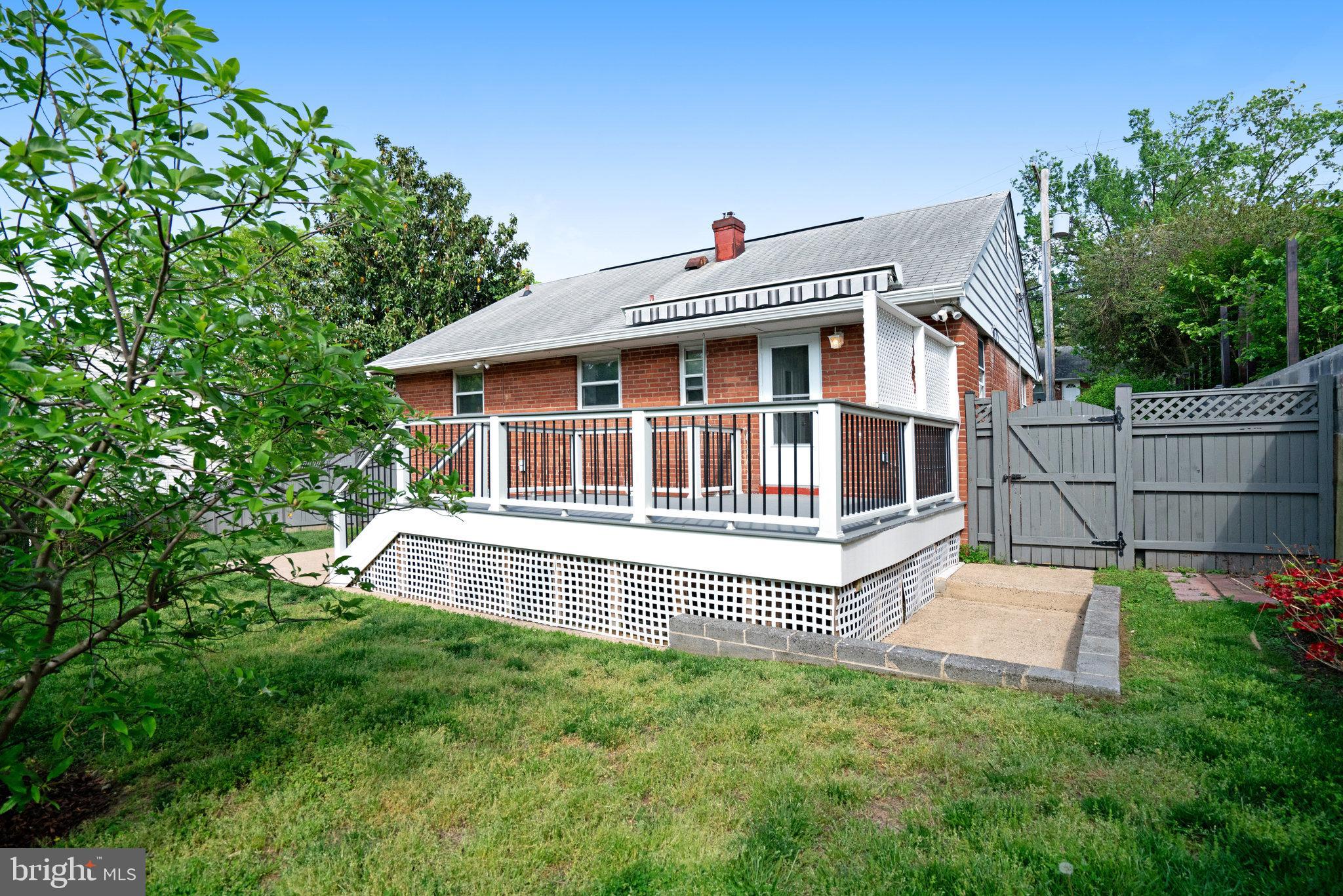 BARCROFT FOREST - Residential