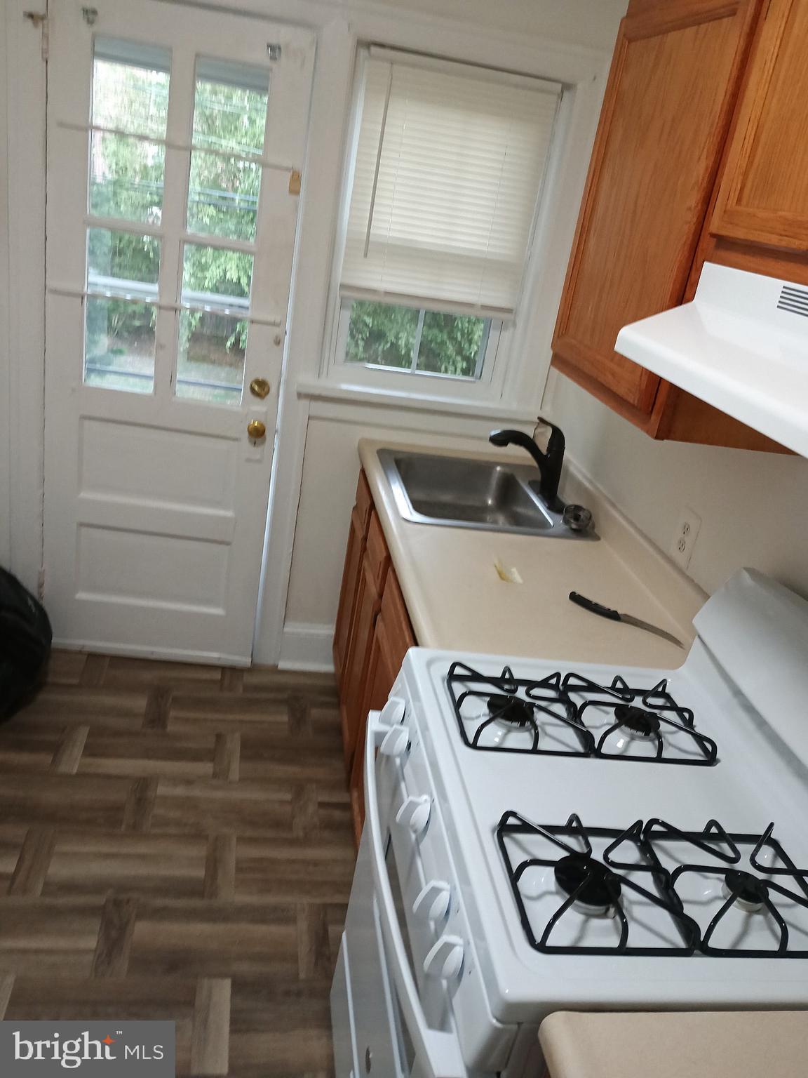 131 W 18TH STREET APARTMENT 4