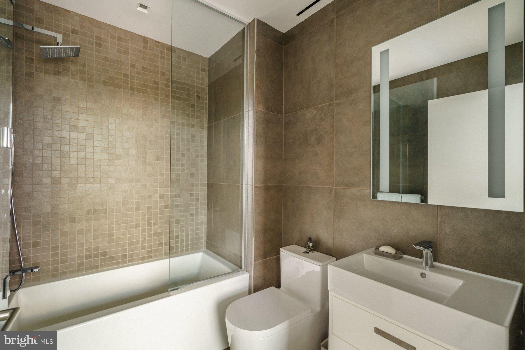 ART MUSEUM AREA - Residential