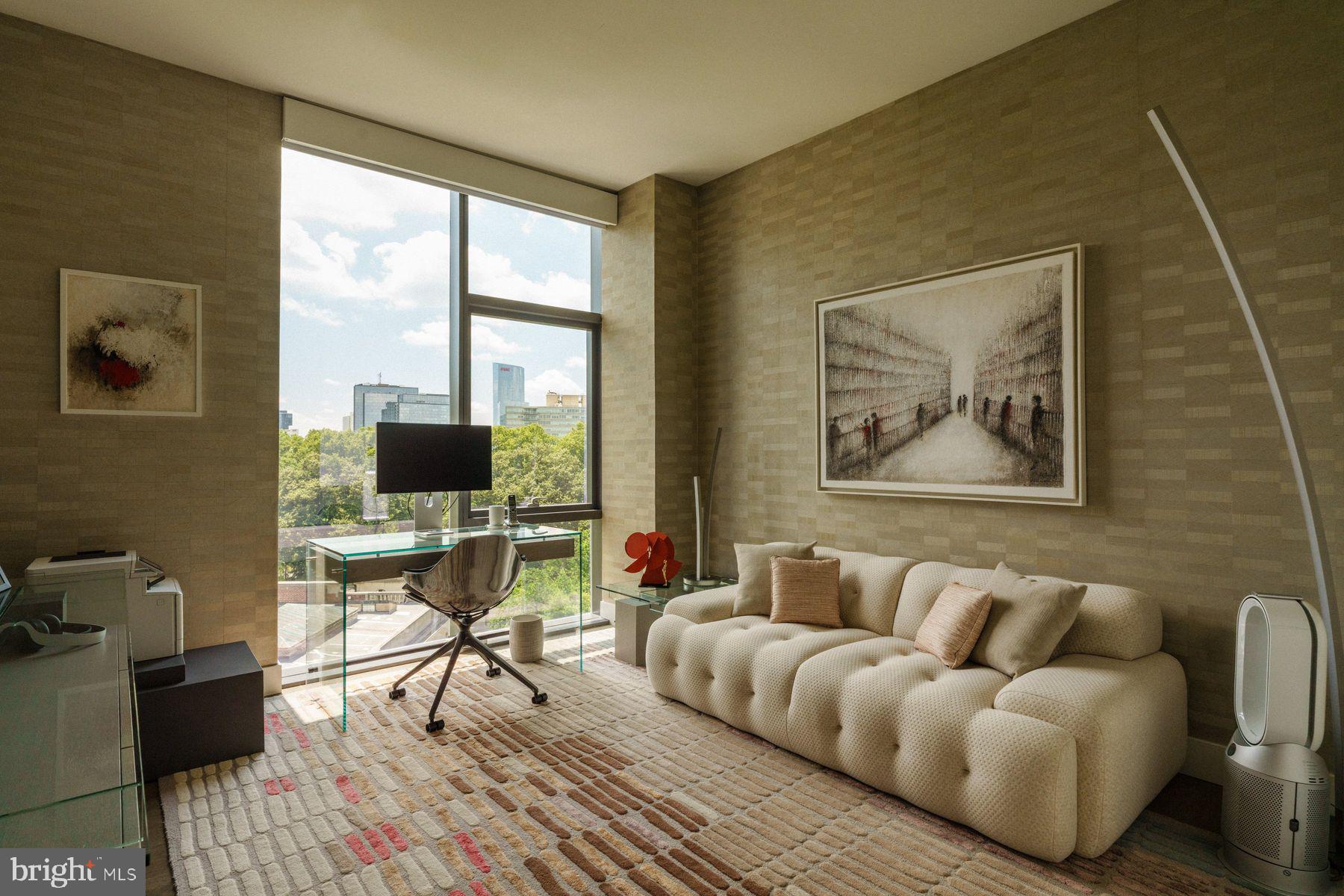 ART MUSEUM AREA - Residential