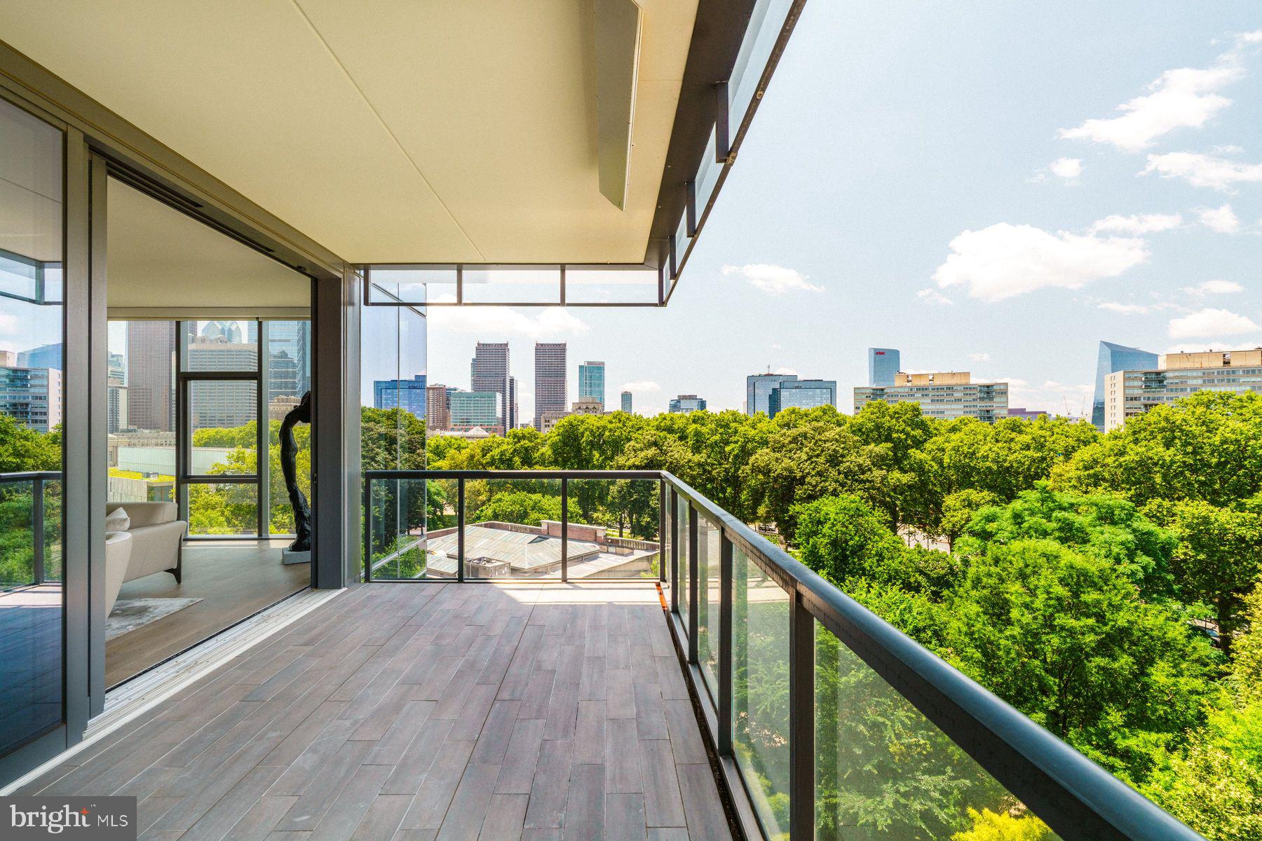 ART MUSEUM AREA - Residential