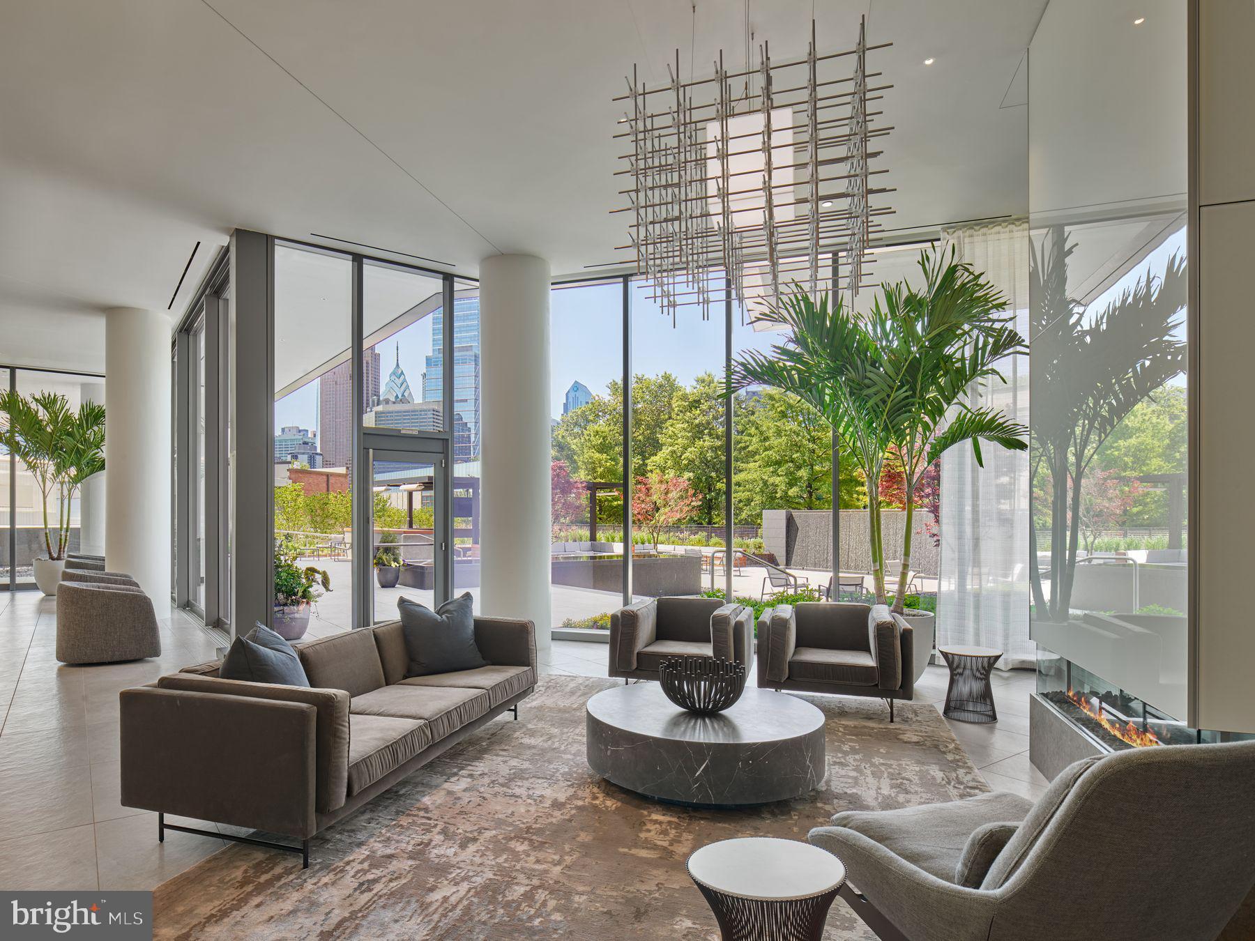 ART MUSEUM AREA - Residential