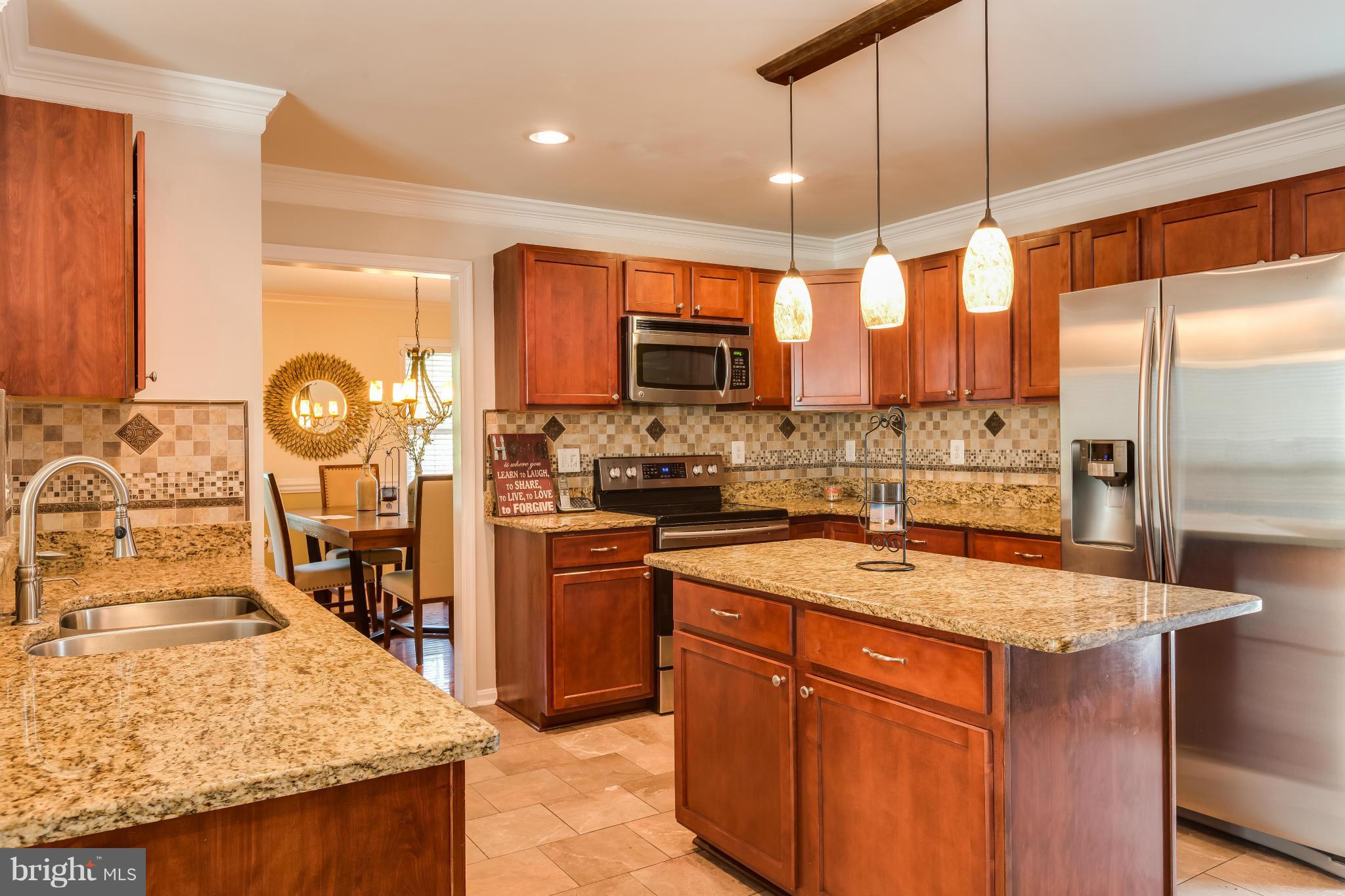 LAKE WILDERNESS - Residential