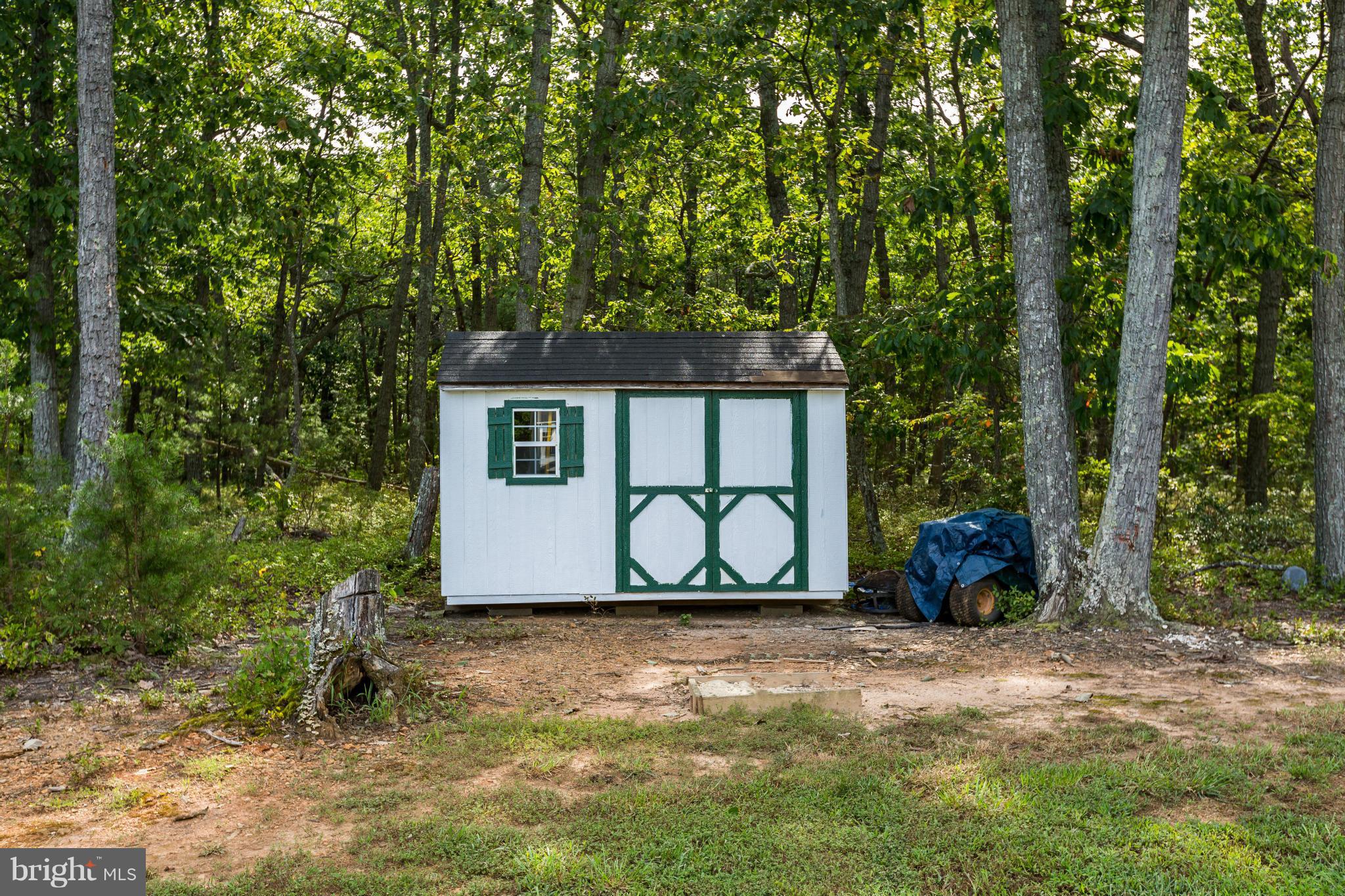 LAKE WILDERNESS - Residential