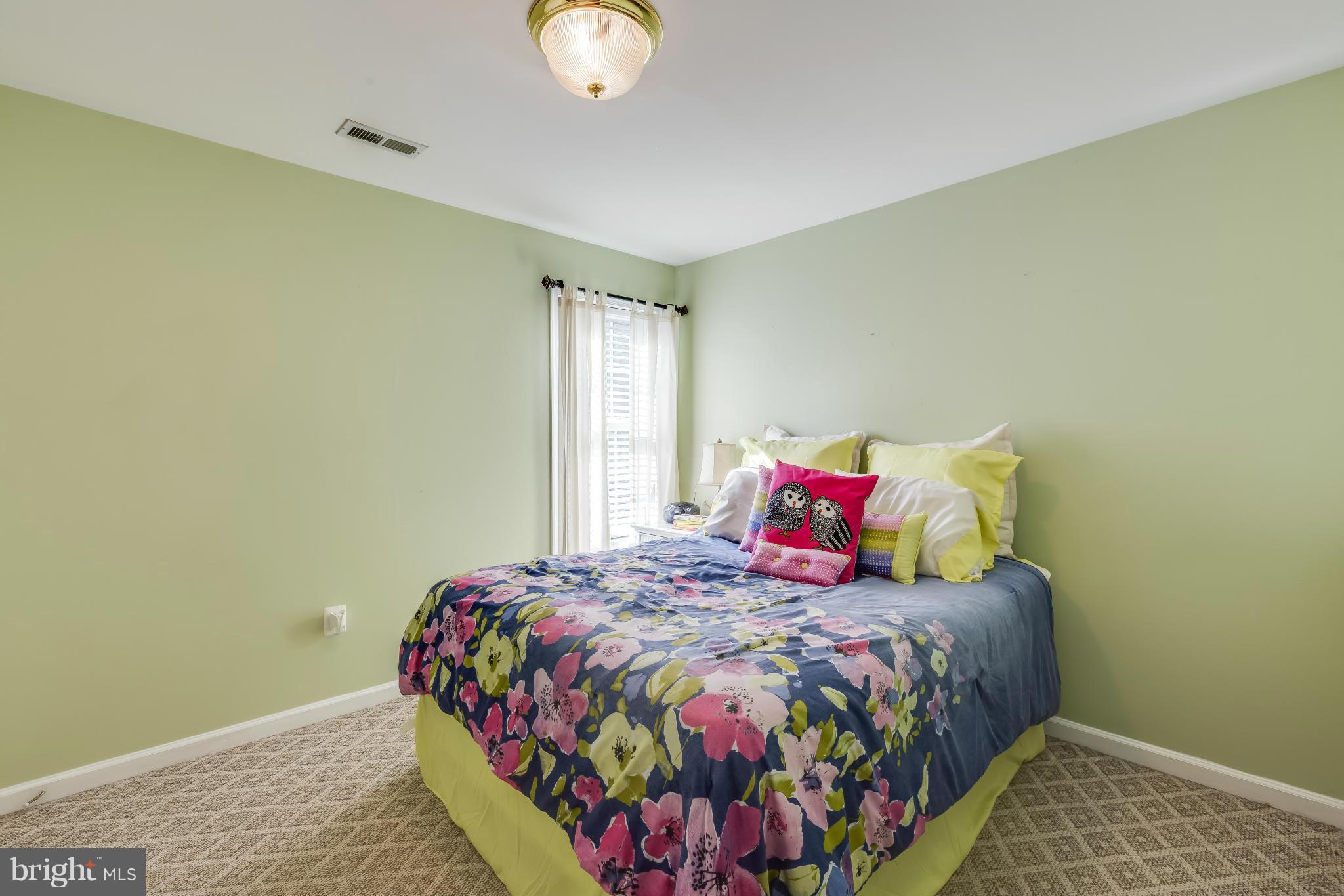 LAKE WILDERNESS - Residential