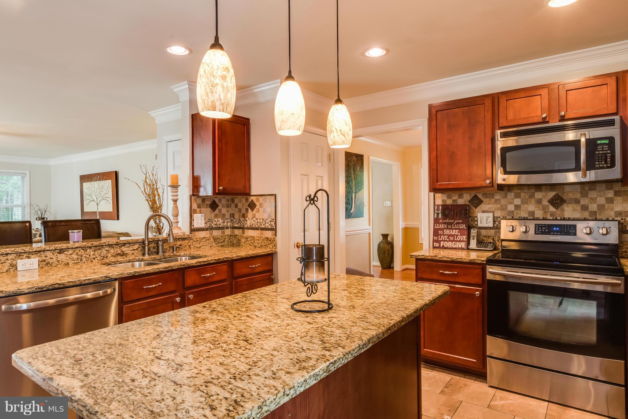 LAKE WILDERNESS - Residential