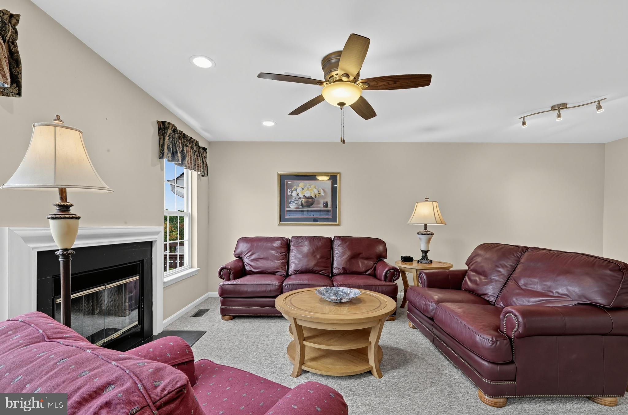 1037 COLIN DRIVE