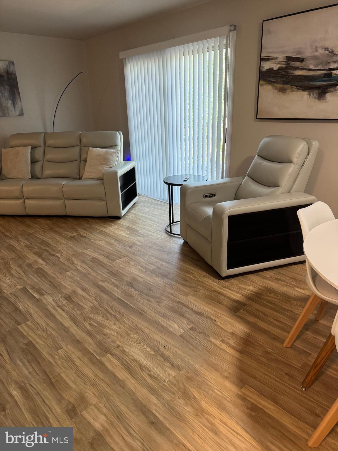 RANGERS WOODS - Residential