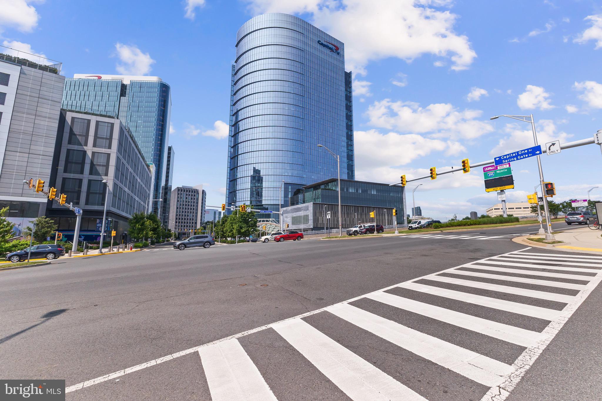 GATES OF MCLEAN - Residential