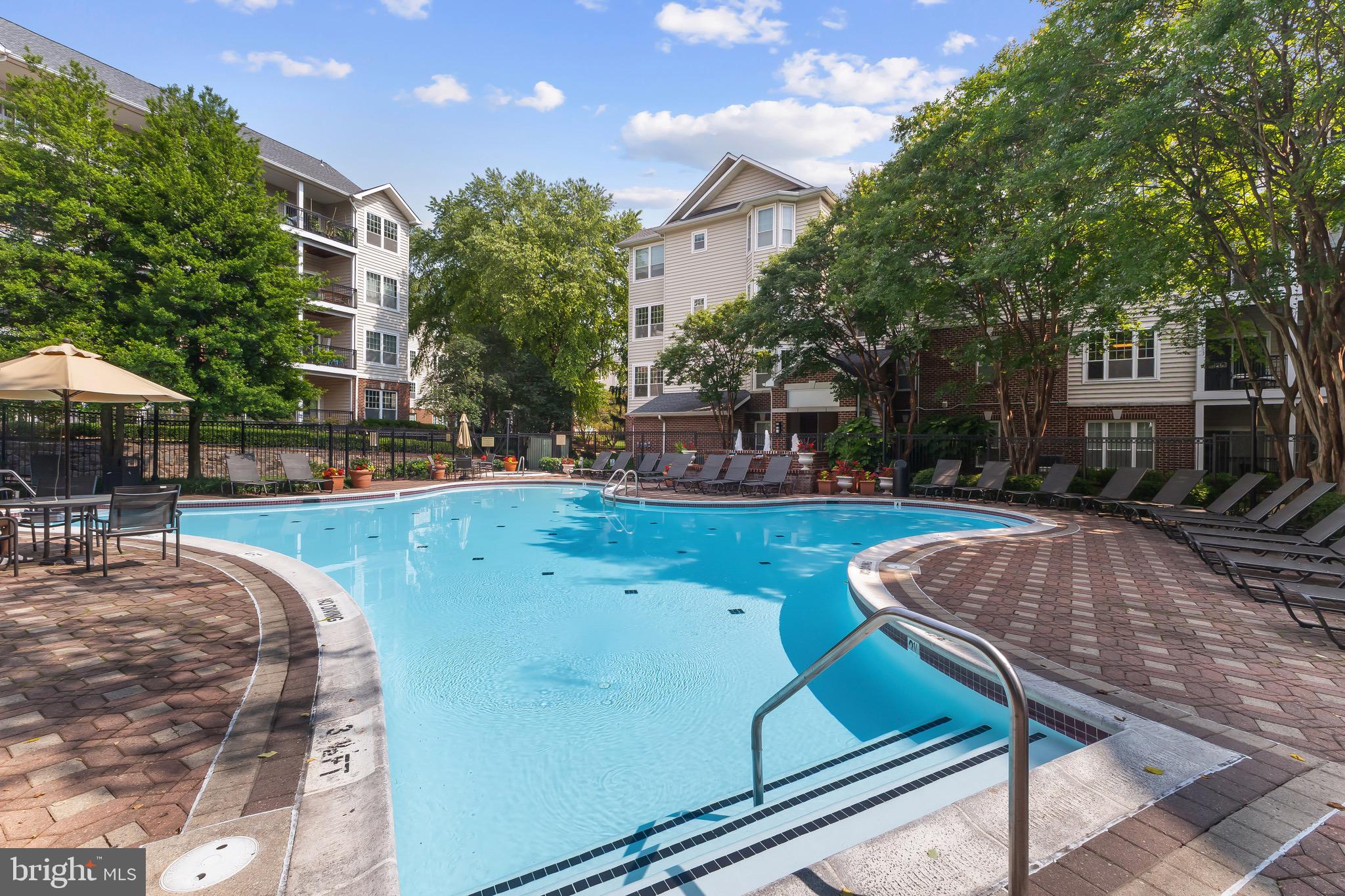 GATES OF MCLEAN - Residential