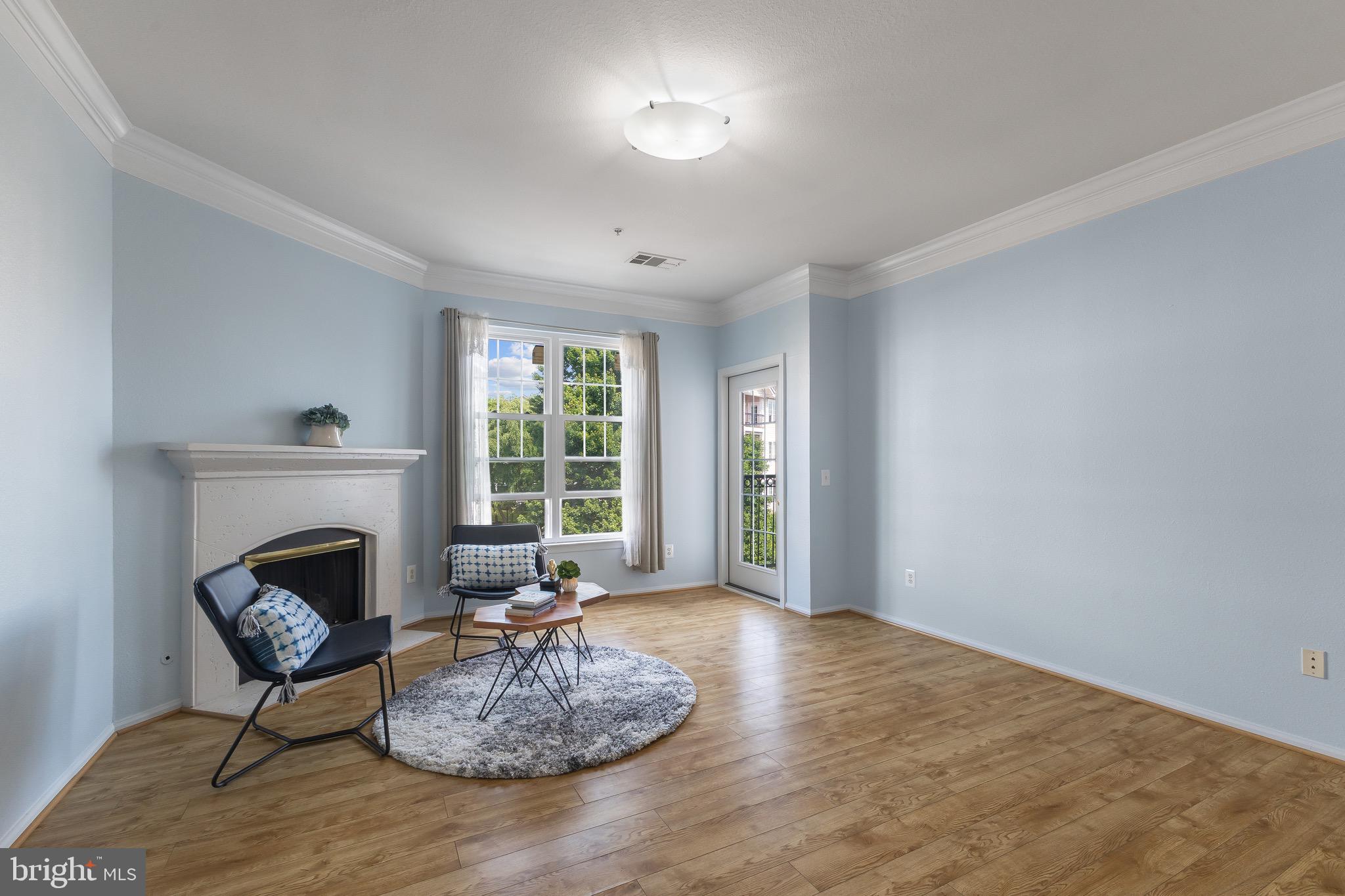 GATES OF MCLEAN - Residential