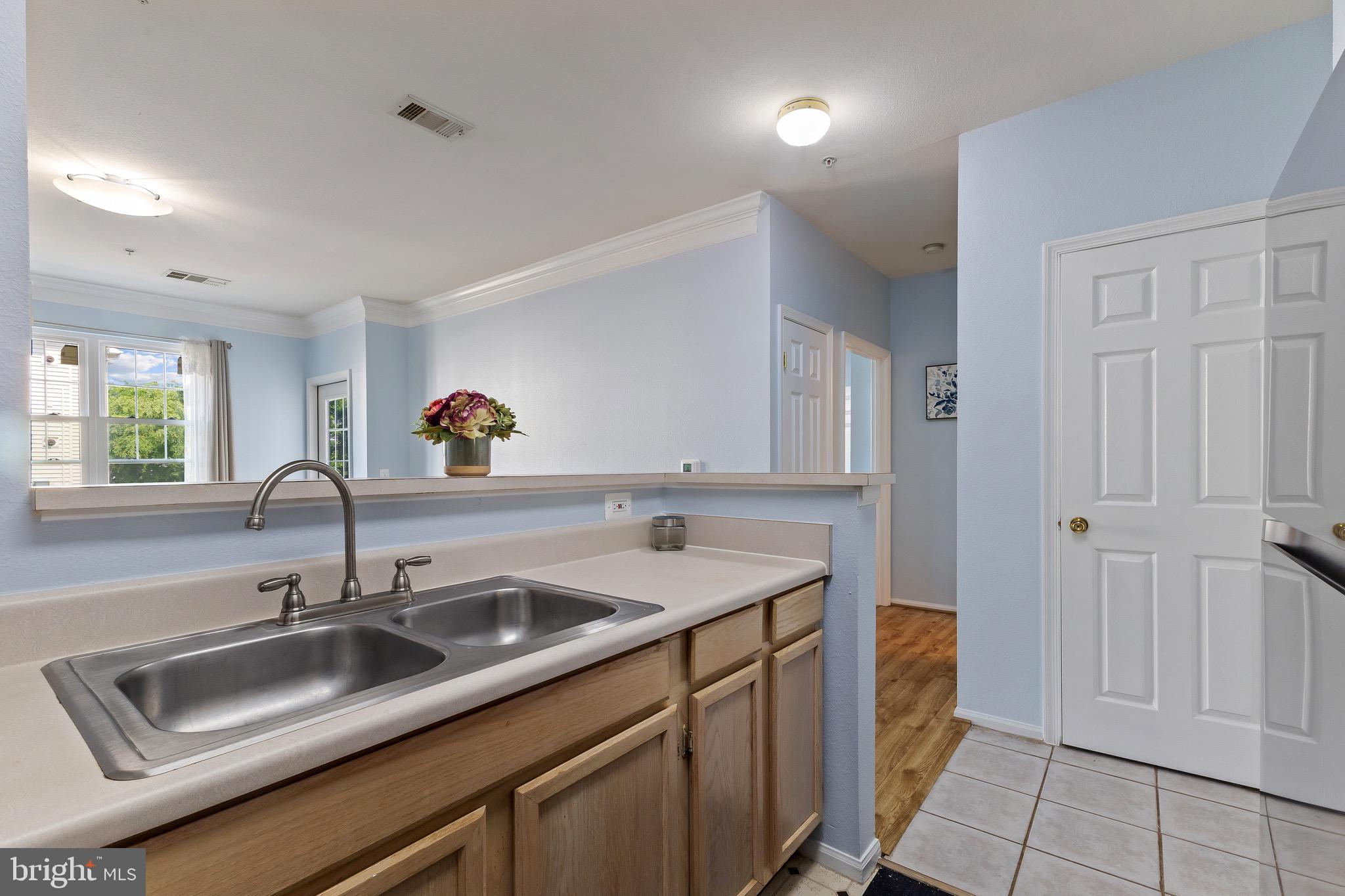 GATES OF MCLEAN - Residential