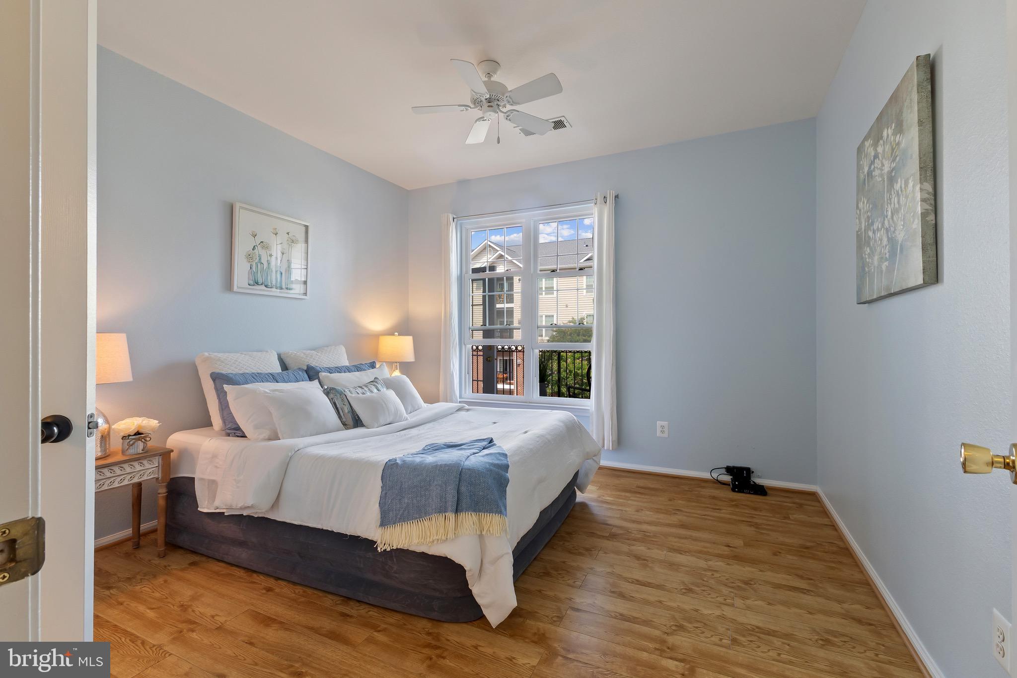 GATES OF MCLEAN - Residential