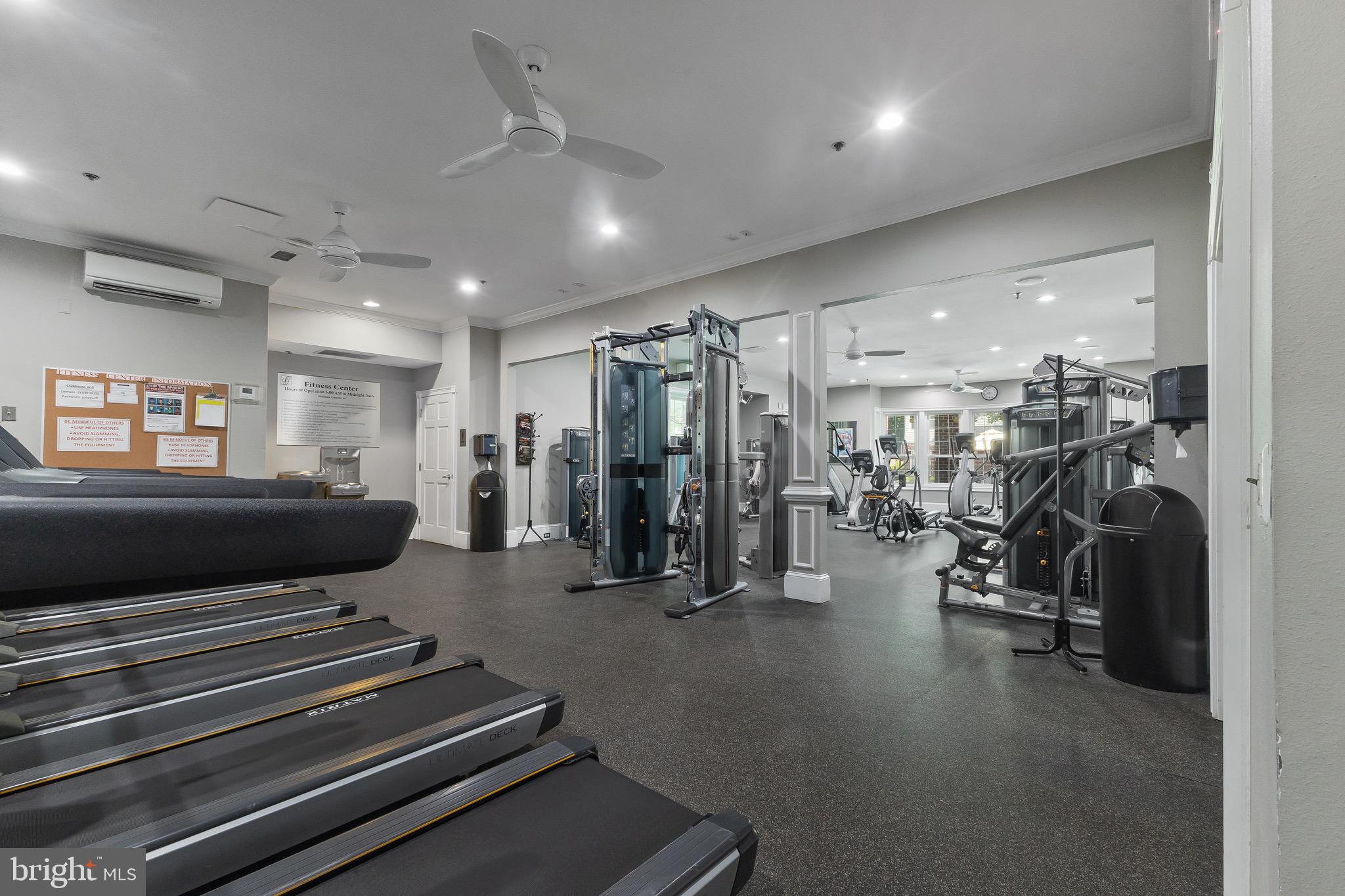 GATES OF MCLEAN - Residential