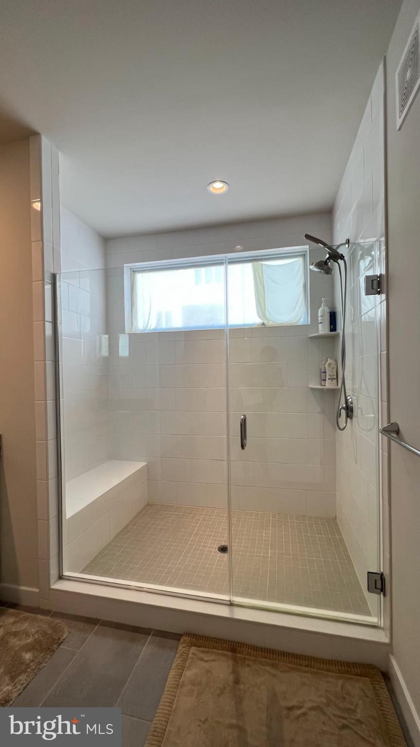 LOUDOUN VALLEY CARLISLE - Residential Lease