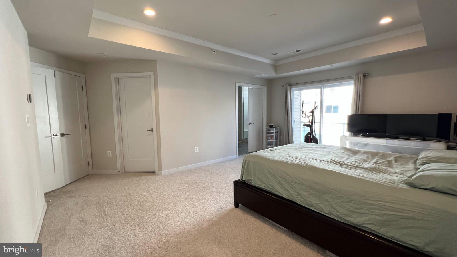 LOUDOUN VALLEY CARLISLE - Residential Lease