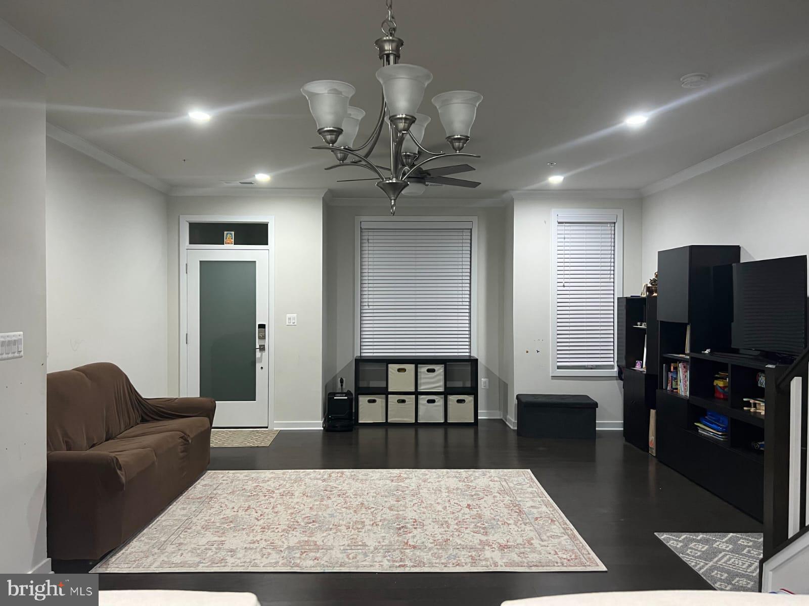 LOUDOUN VALLEY CARLISLE - Residential Lease