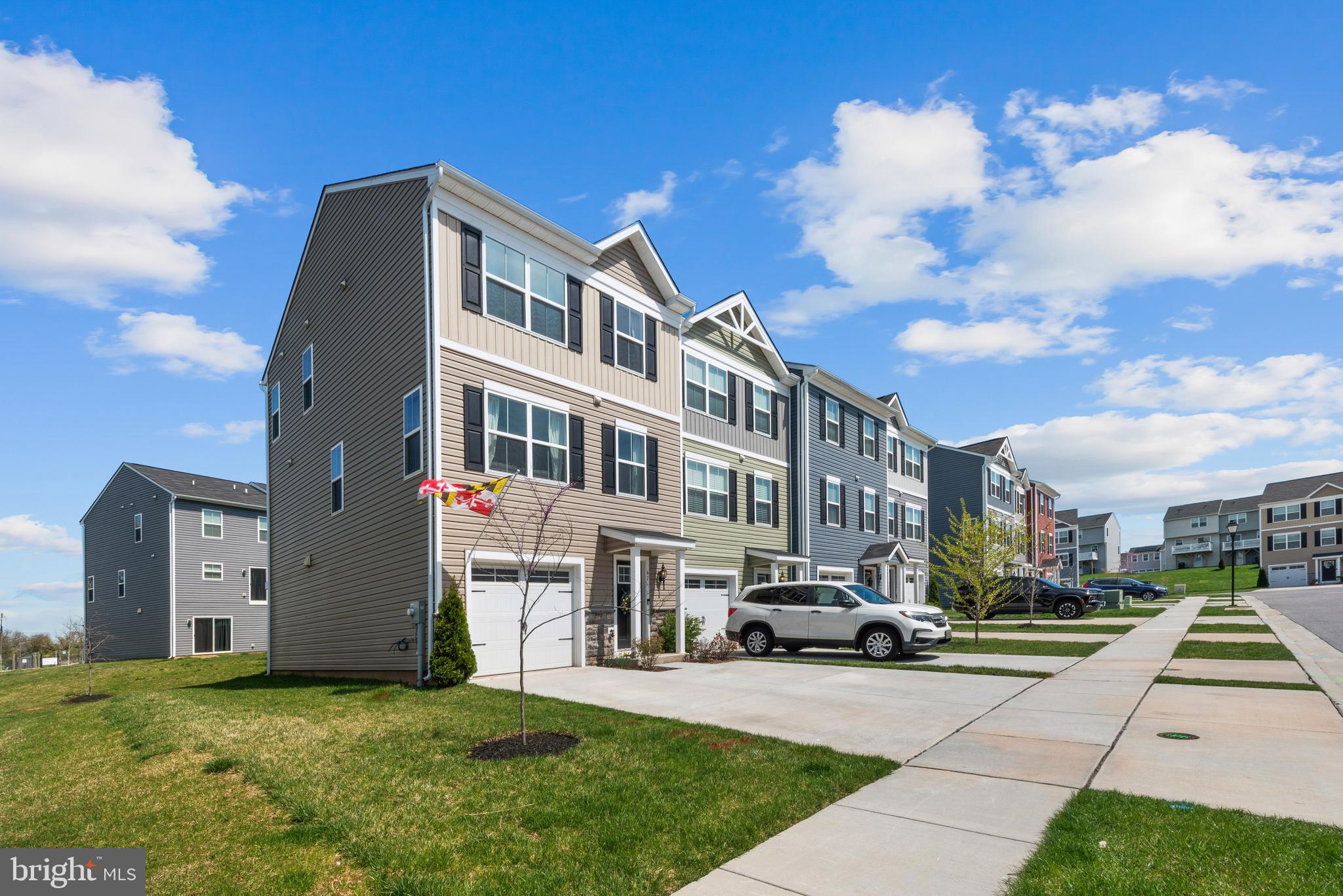 MEADE'S CROSSING - Residential