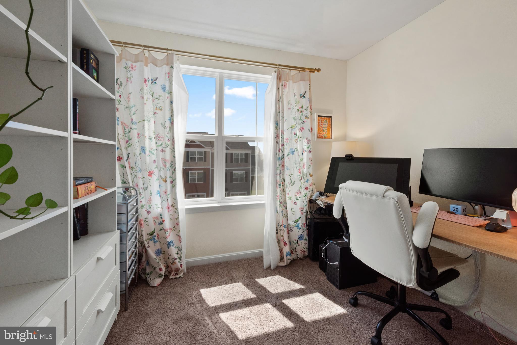 MEADE'S CROSSING - Residential