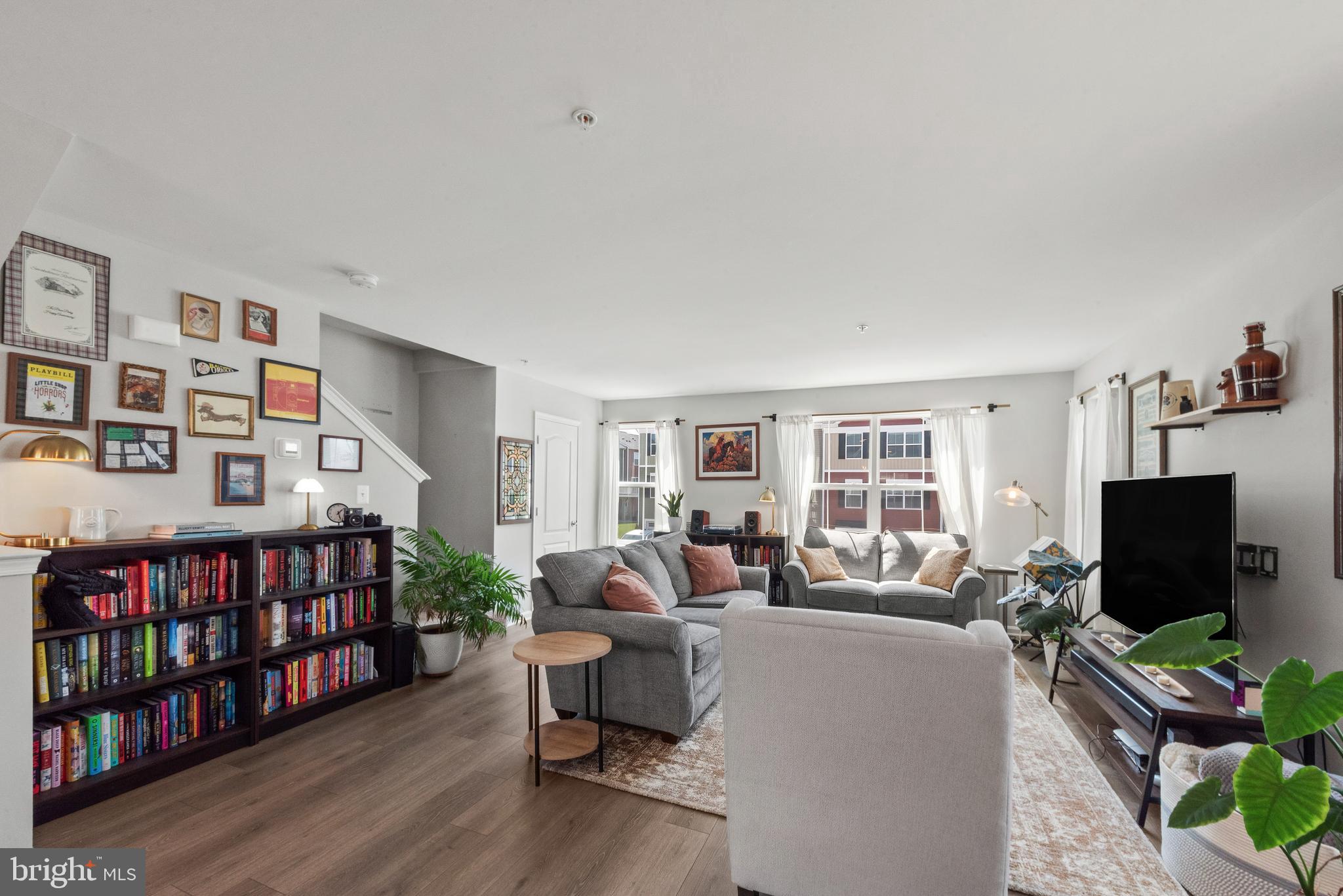 MEADE'S CROSSING - Residential