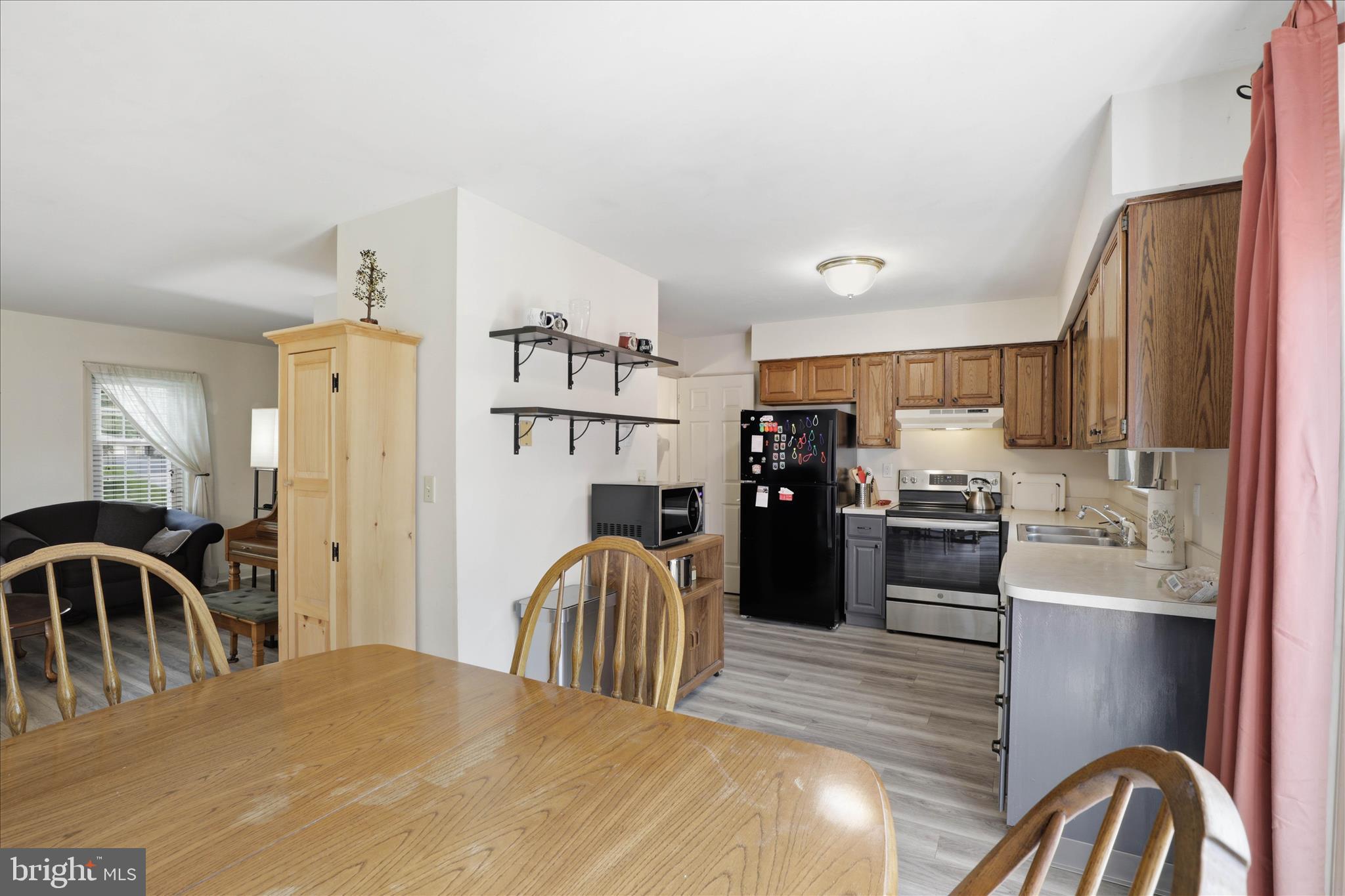 VILLAGE OF DEERFIELD - Residential