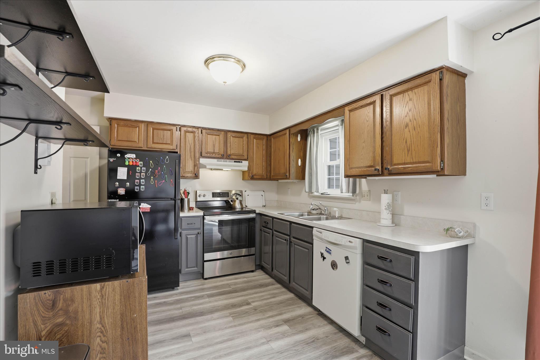 VILLAGE OF DEERFIELD - Residential