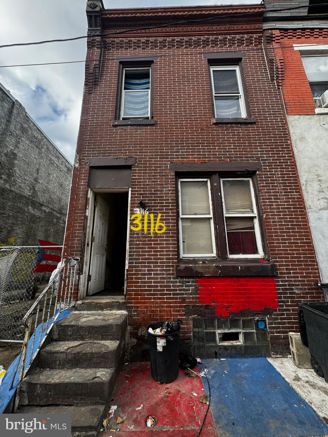 KENSINGTON - Residential Income