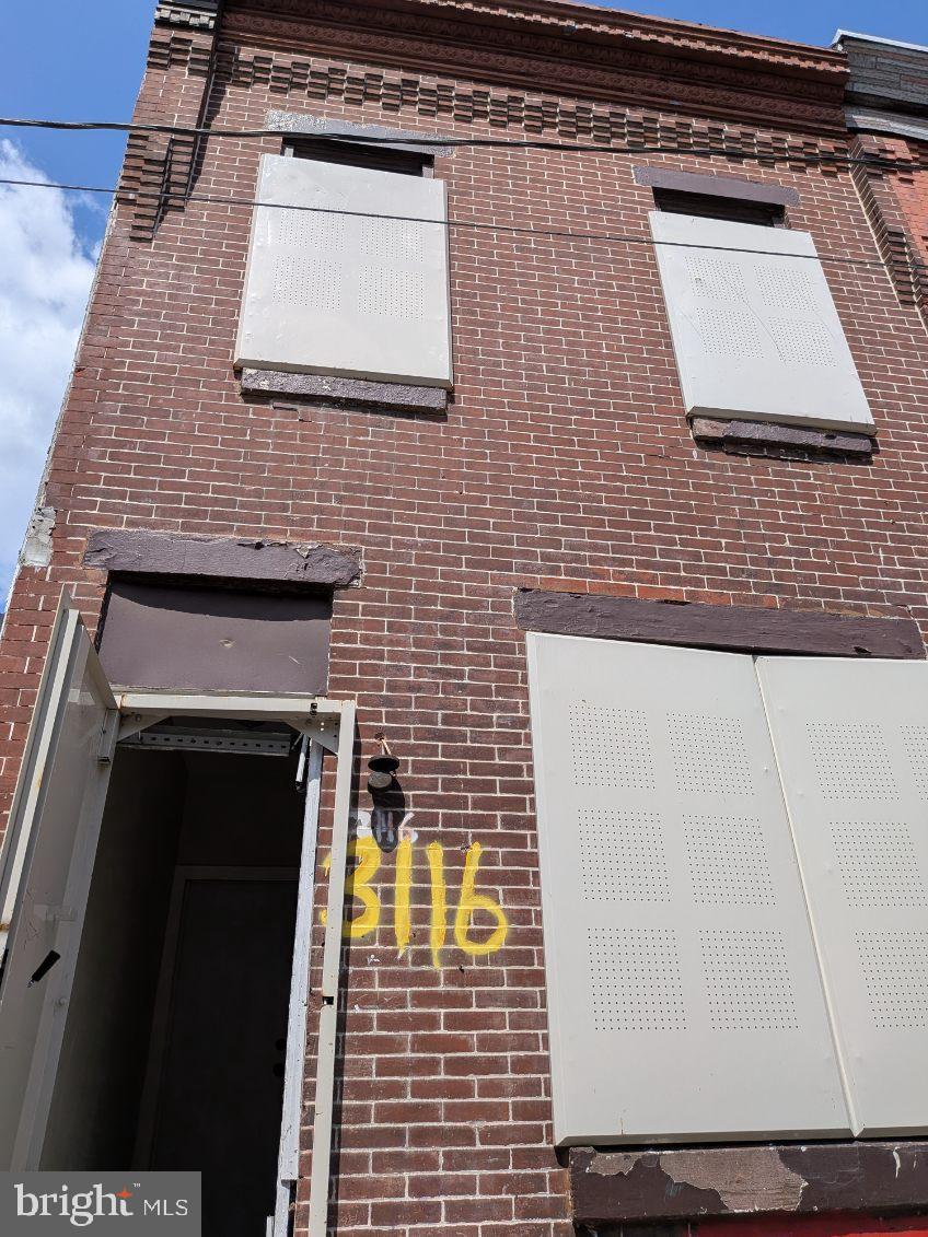 KENSINGTON - Residential Income