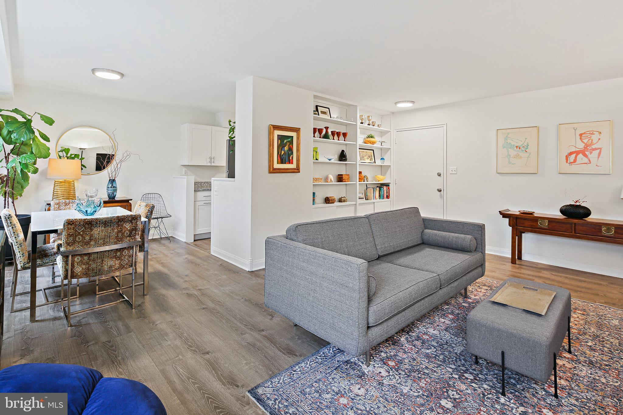 3355 UNIVERSITY BOULEVARD W T-2