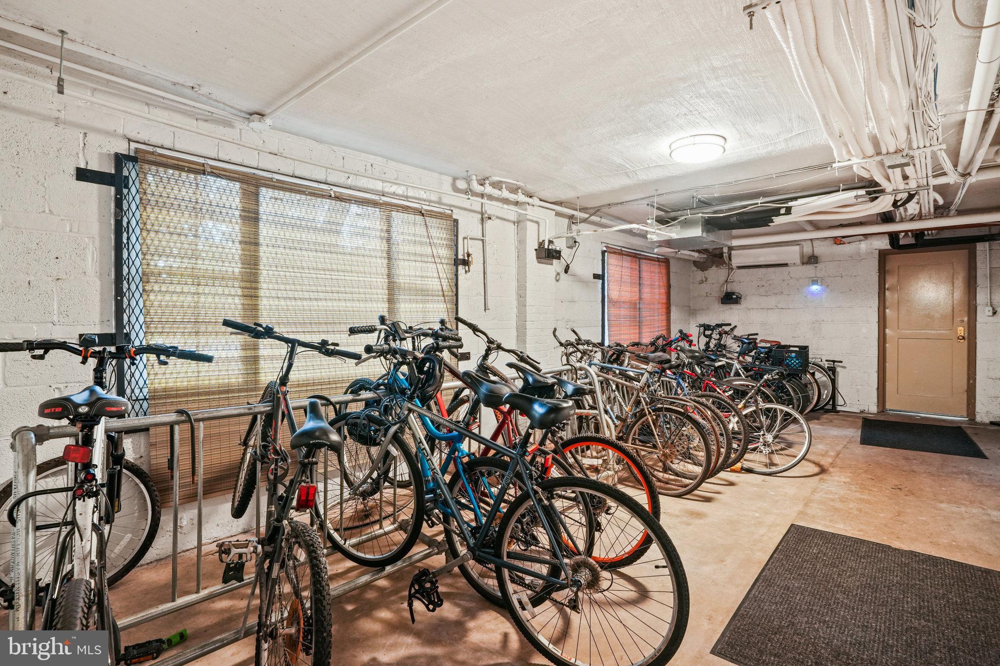 ROSSLYN HEIGHTS - Residential