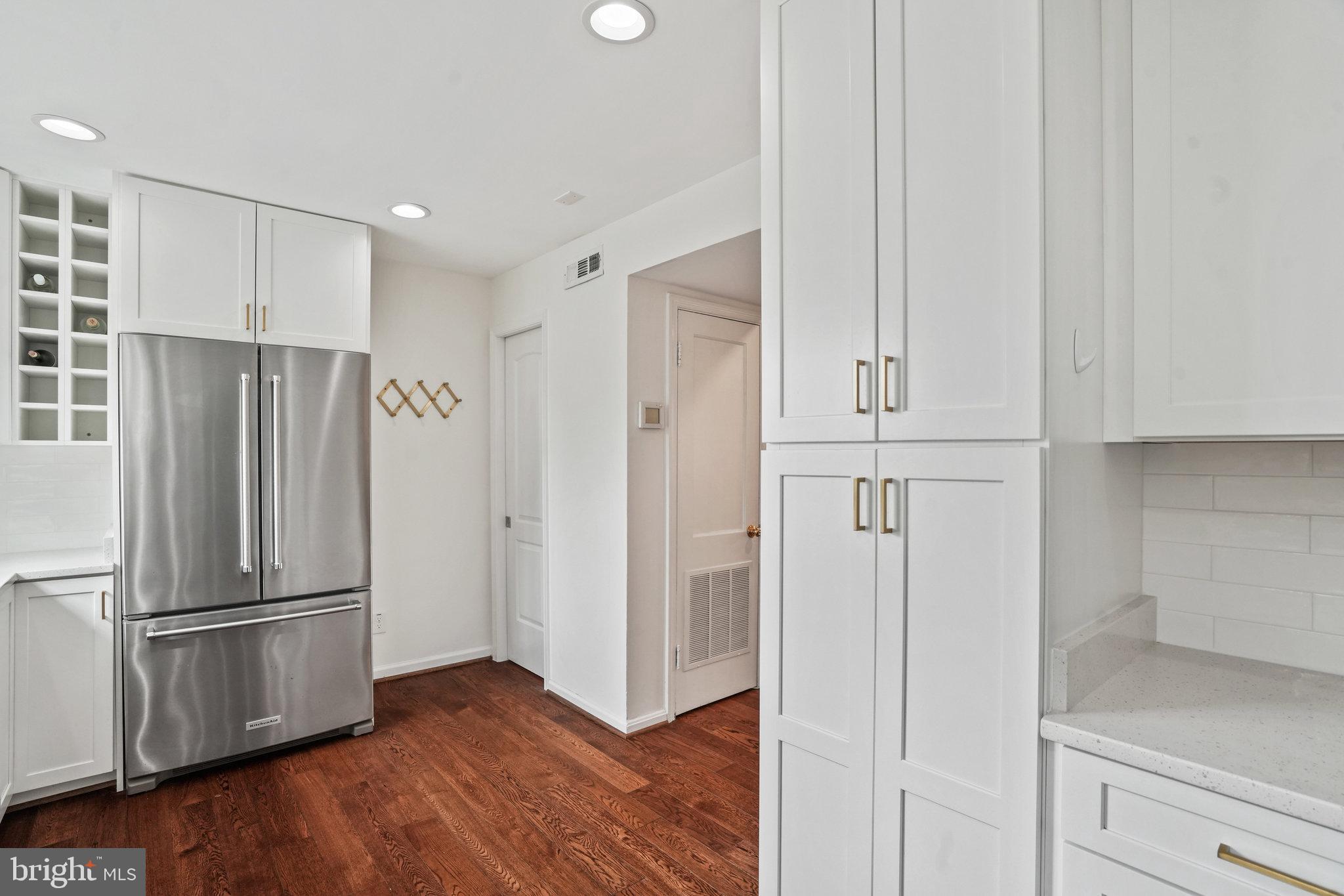 ROSSLYN HEIGHTS - Residential