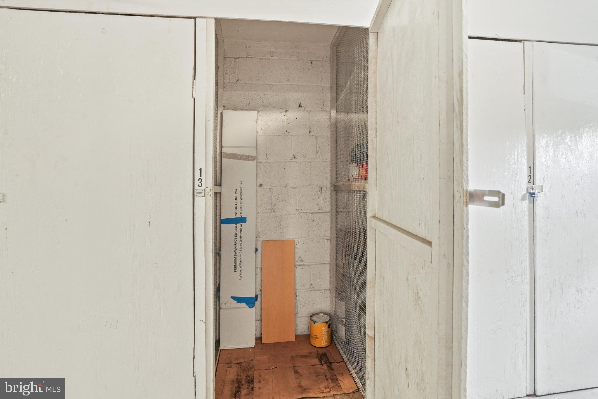 ROSSLYN HEIGHTS - Residential