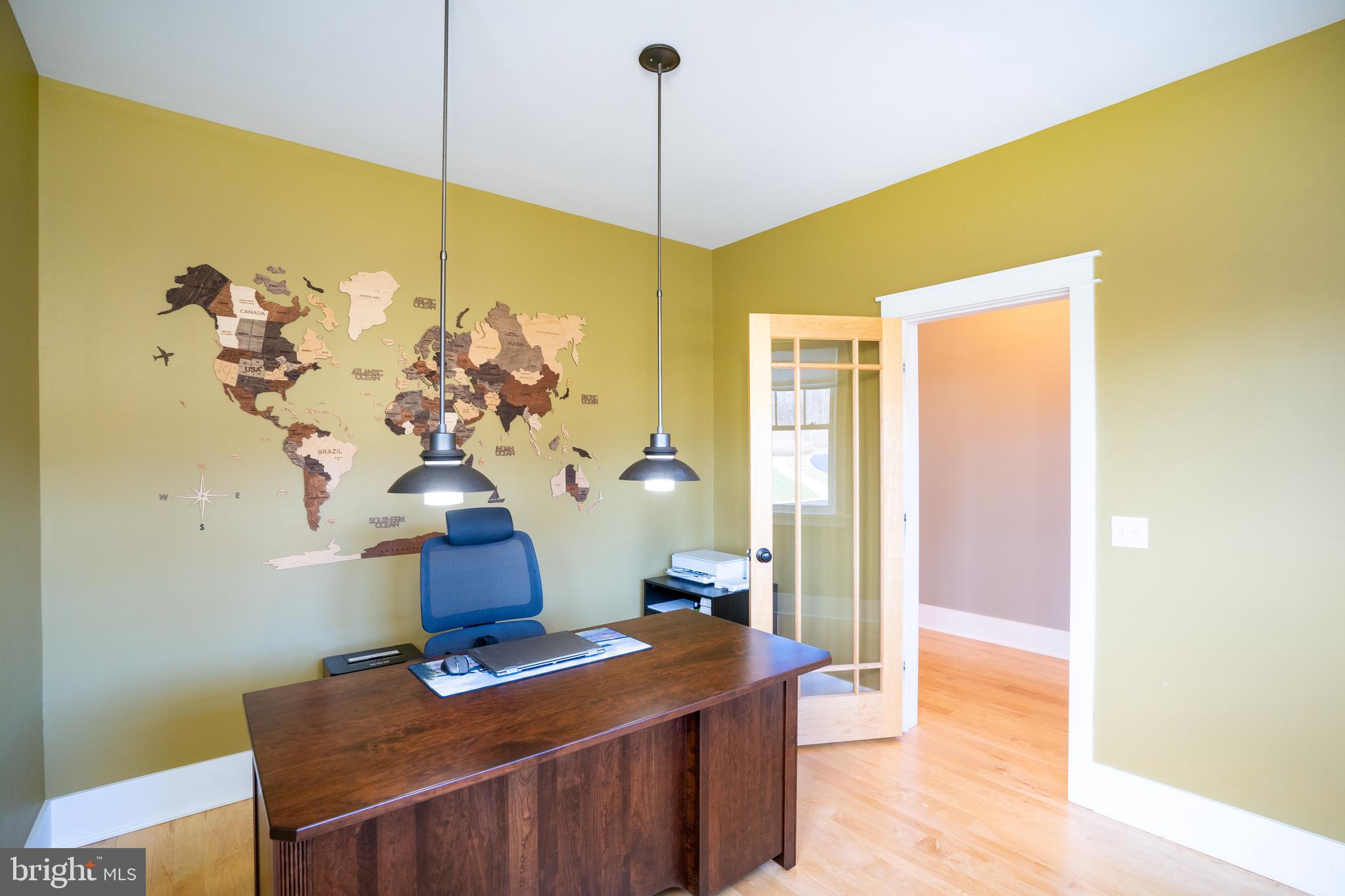 ROCKEY RIDGE - Residential