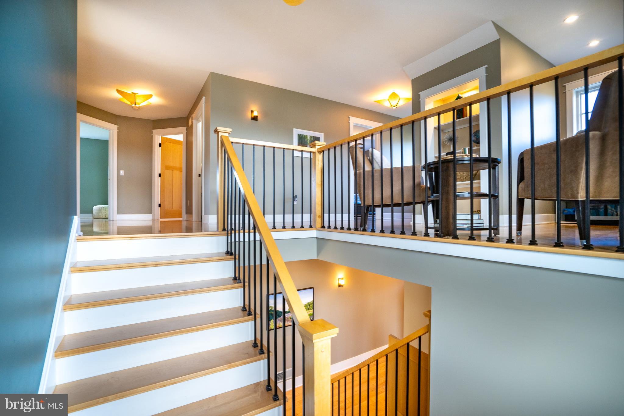 ROCKEY RIDGE - Residential