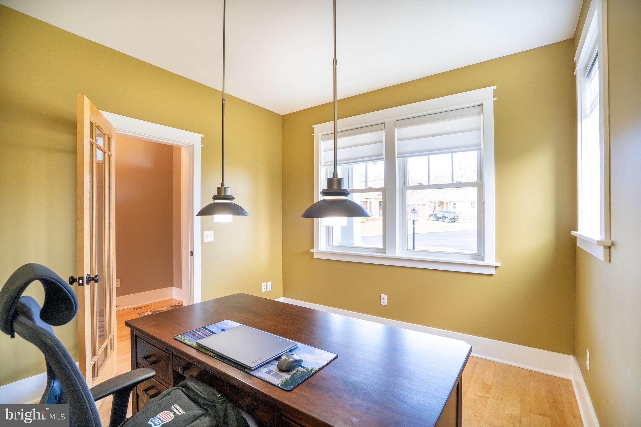 ROCKEY RIDGE - Residential