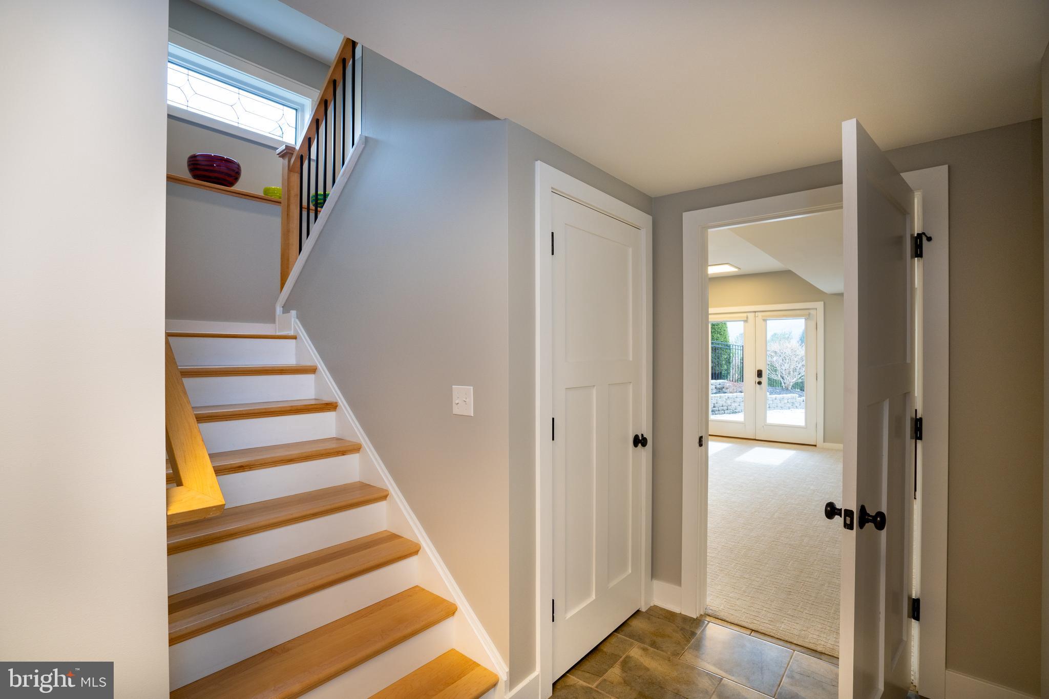 ROCKEY RIDGE - Residential