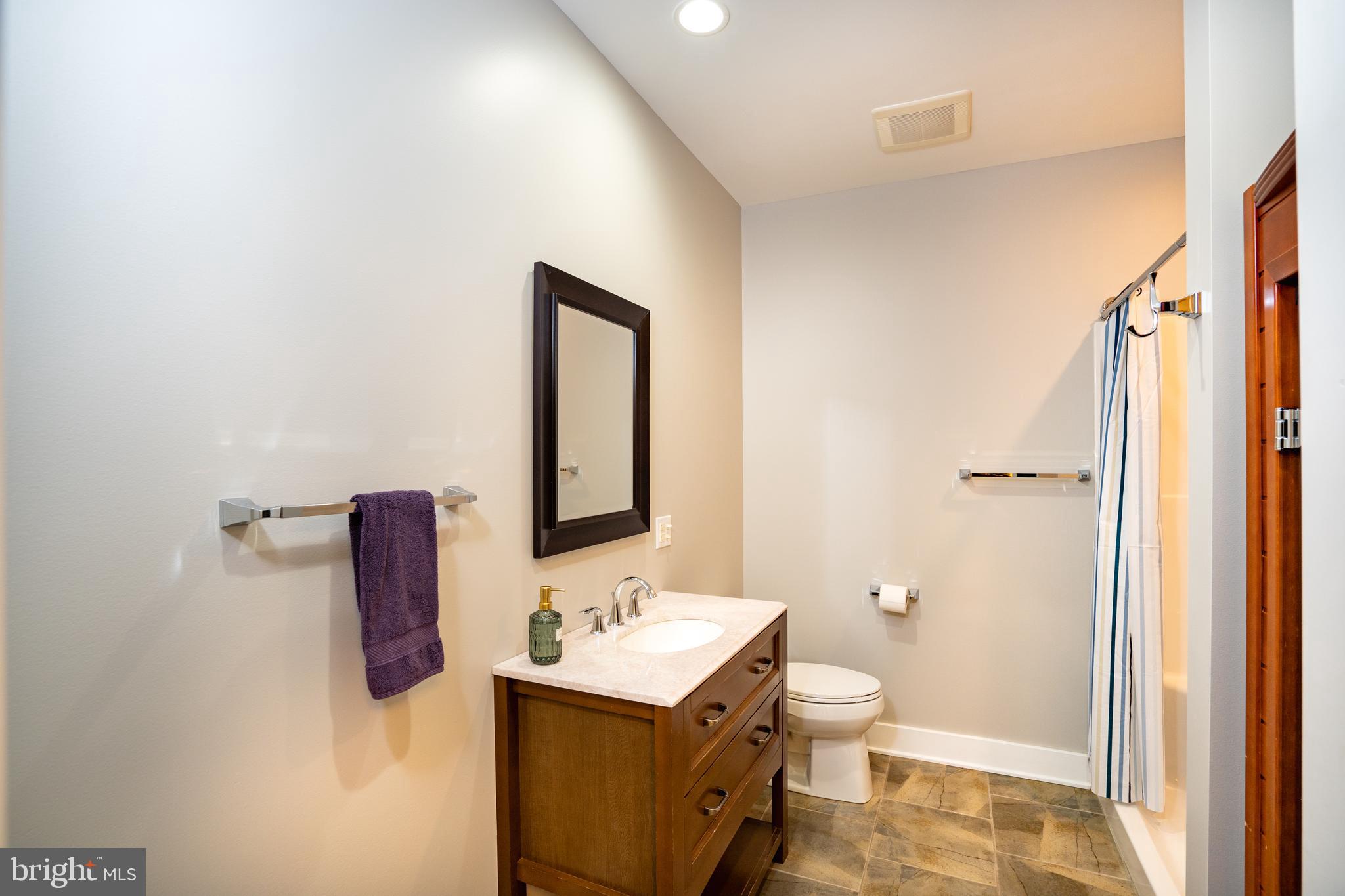 ROCKEY RIDGE - Residential