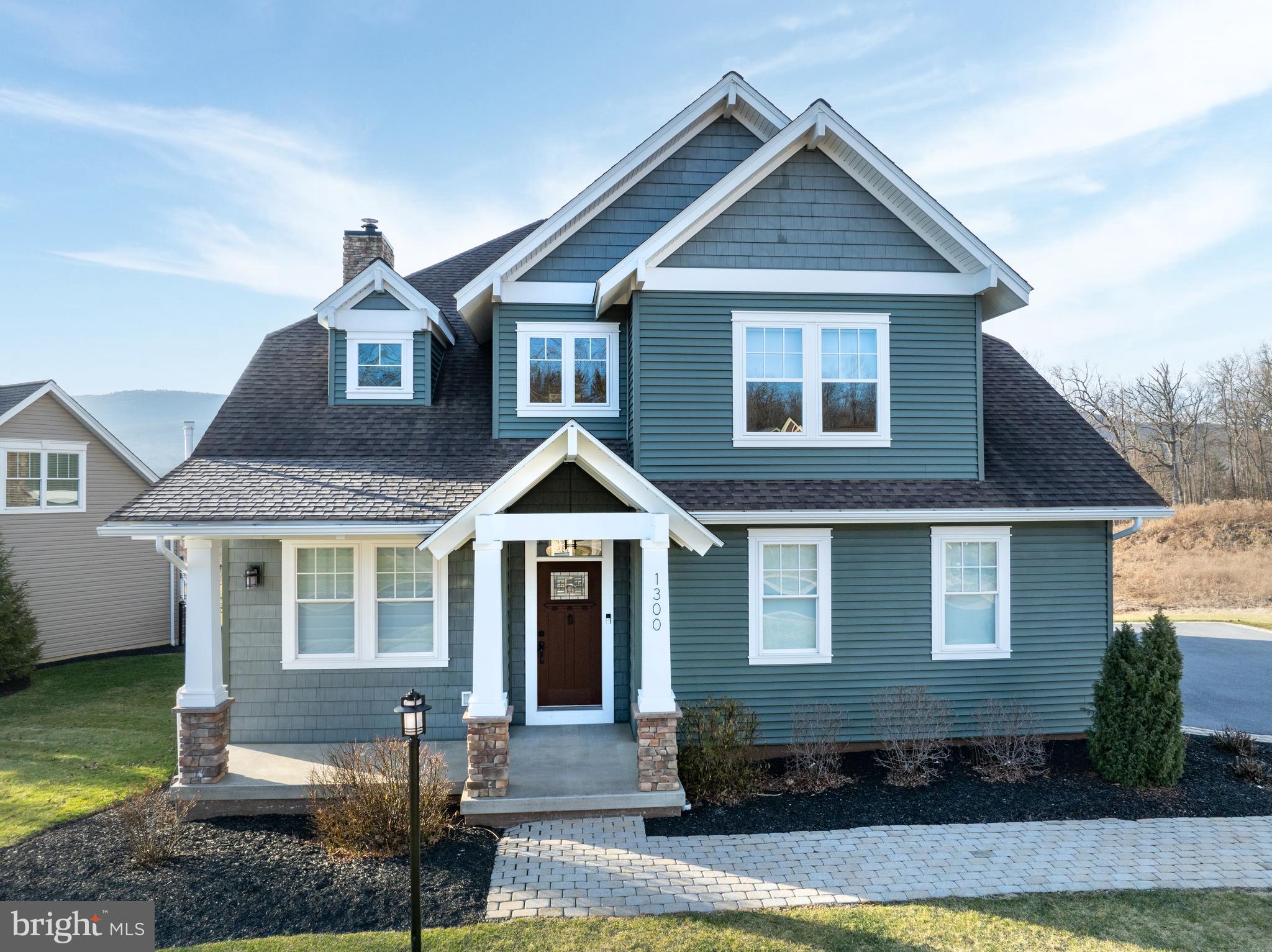 ROCKEY RIDGE - Residential