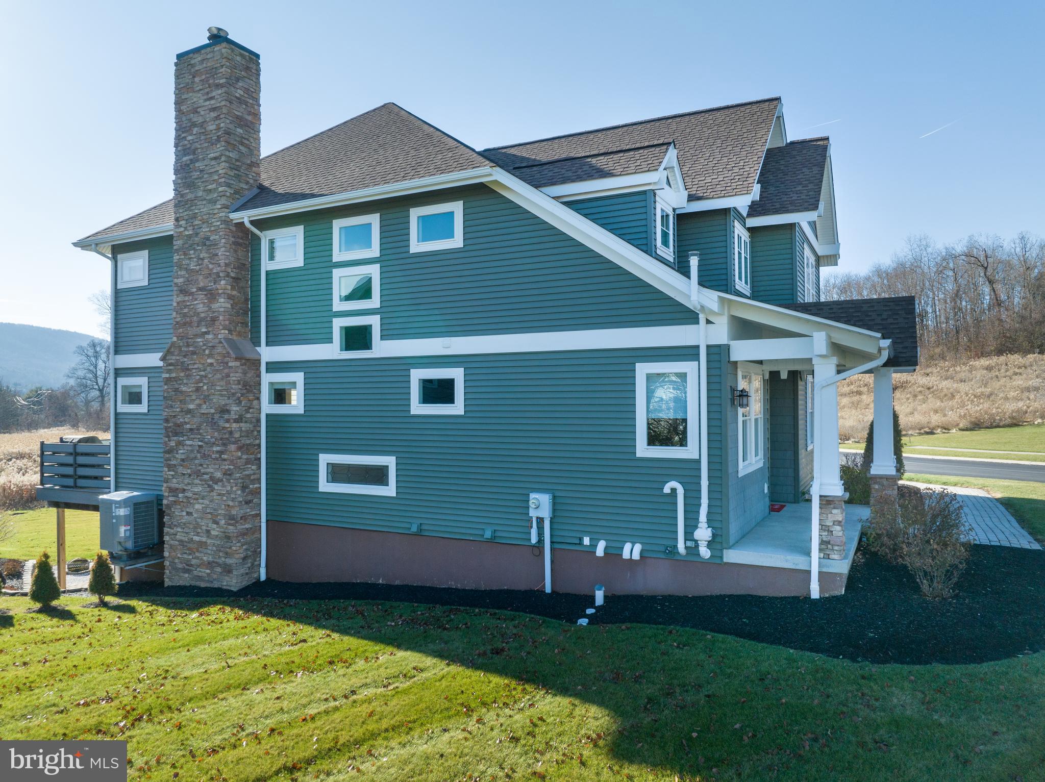 ROCKEY RIDGE - Residential