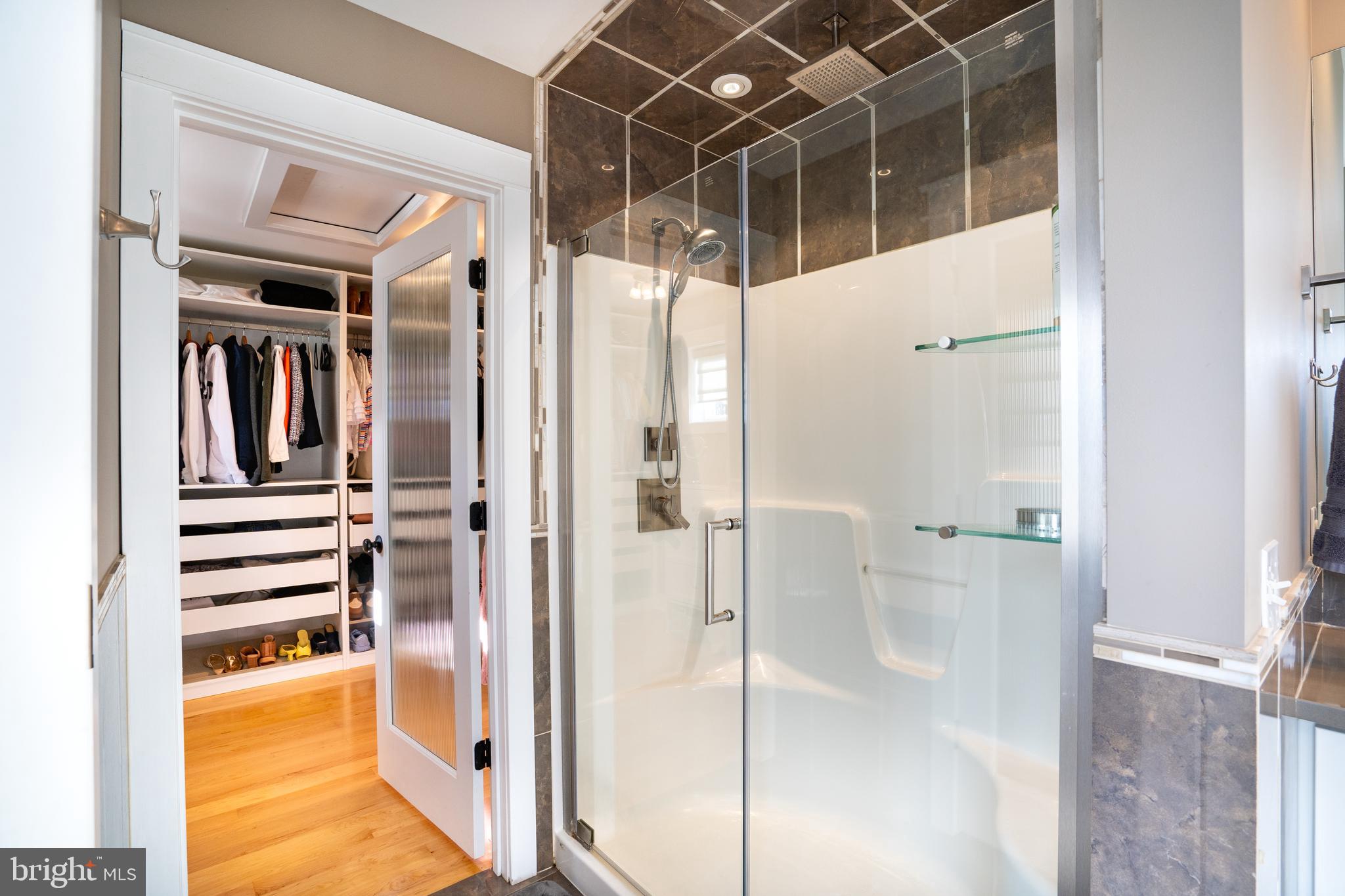 ROCKEY RIDGE - Residential