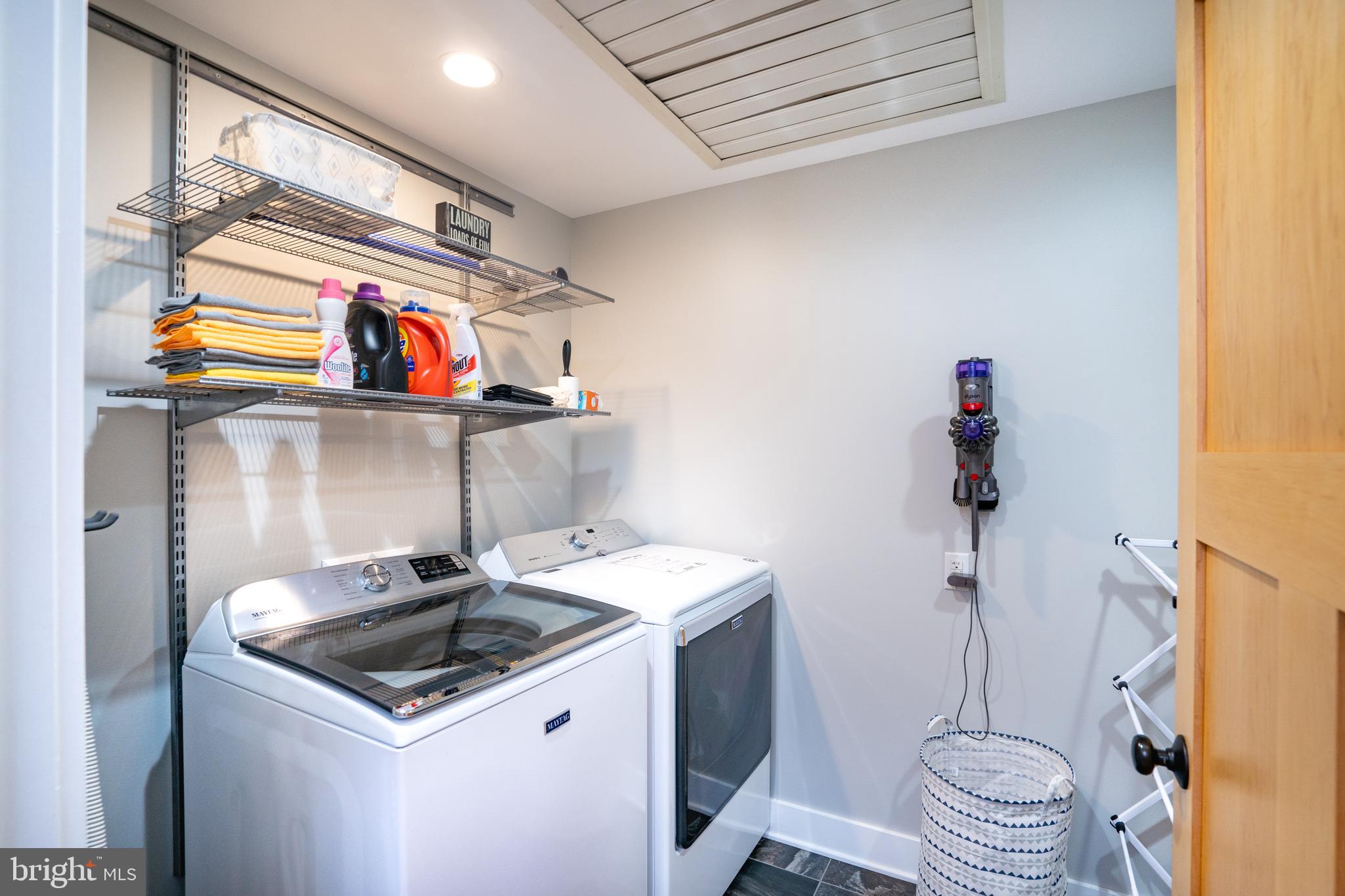 ROCKEY RIDGE - Residential