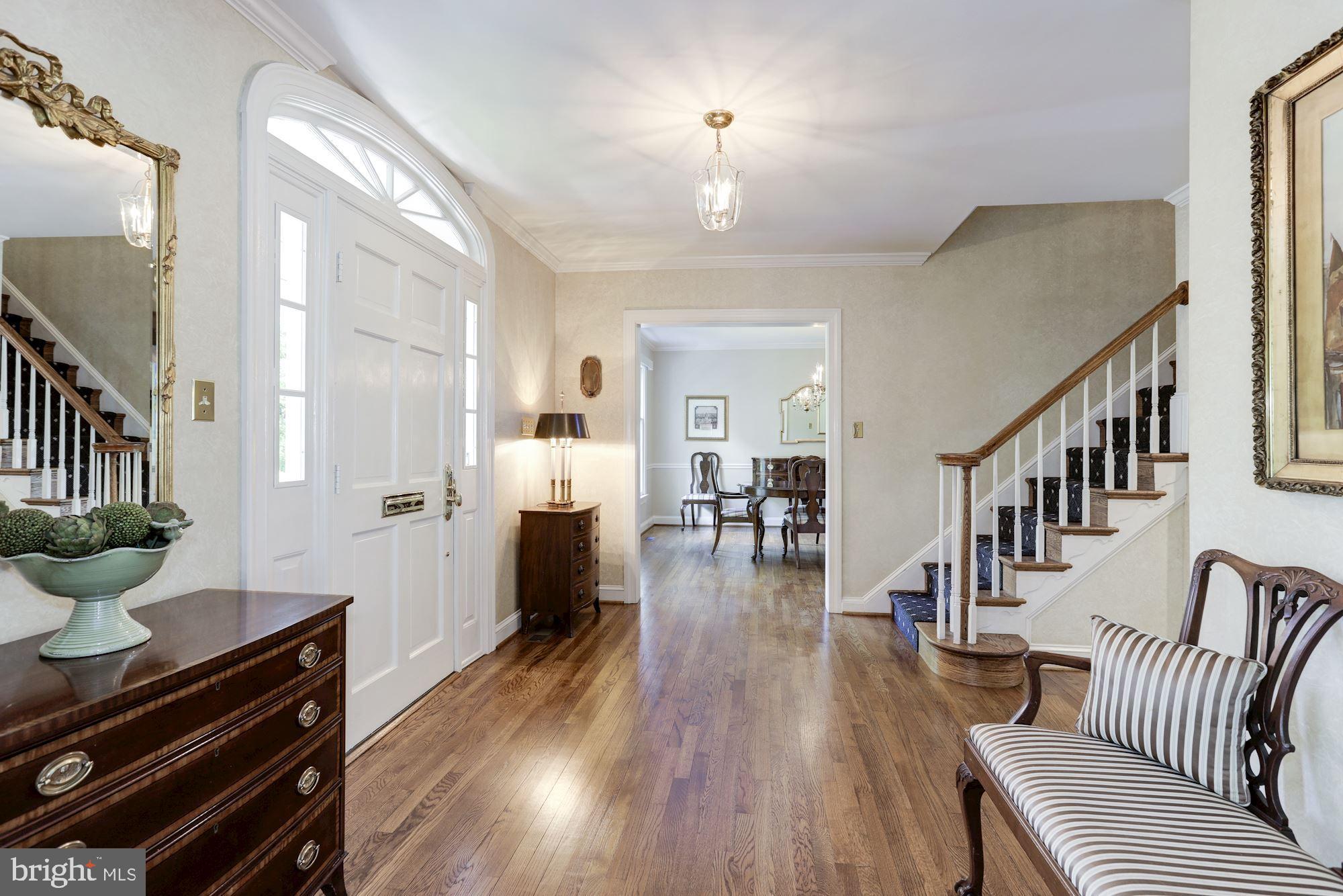 CHEVY CHASE VILLAGE - Residential