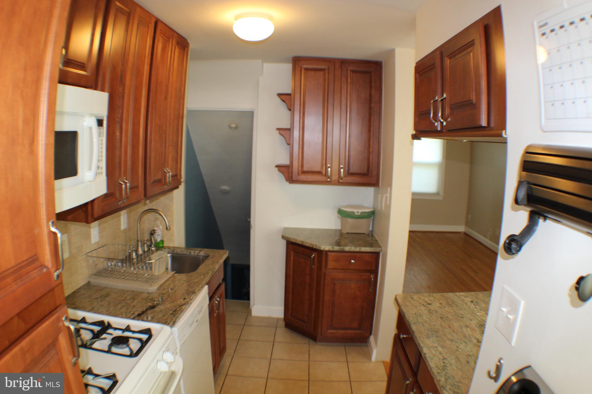 LINDEN GARDENS - Residential Lease