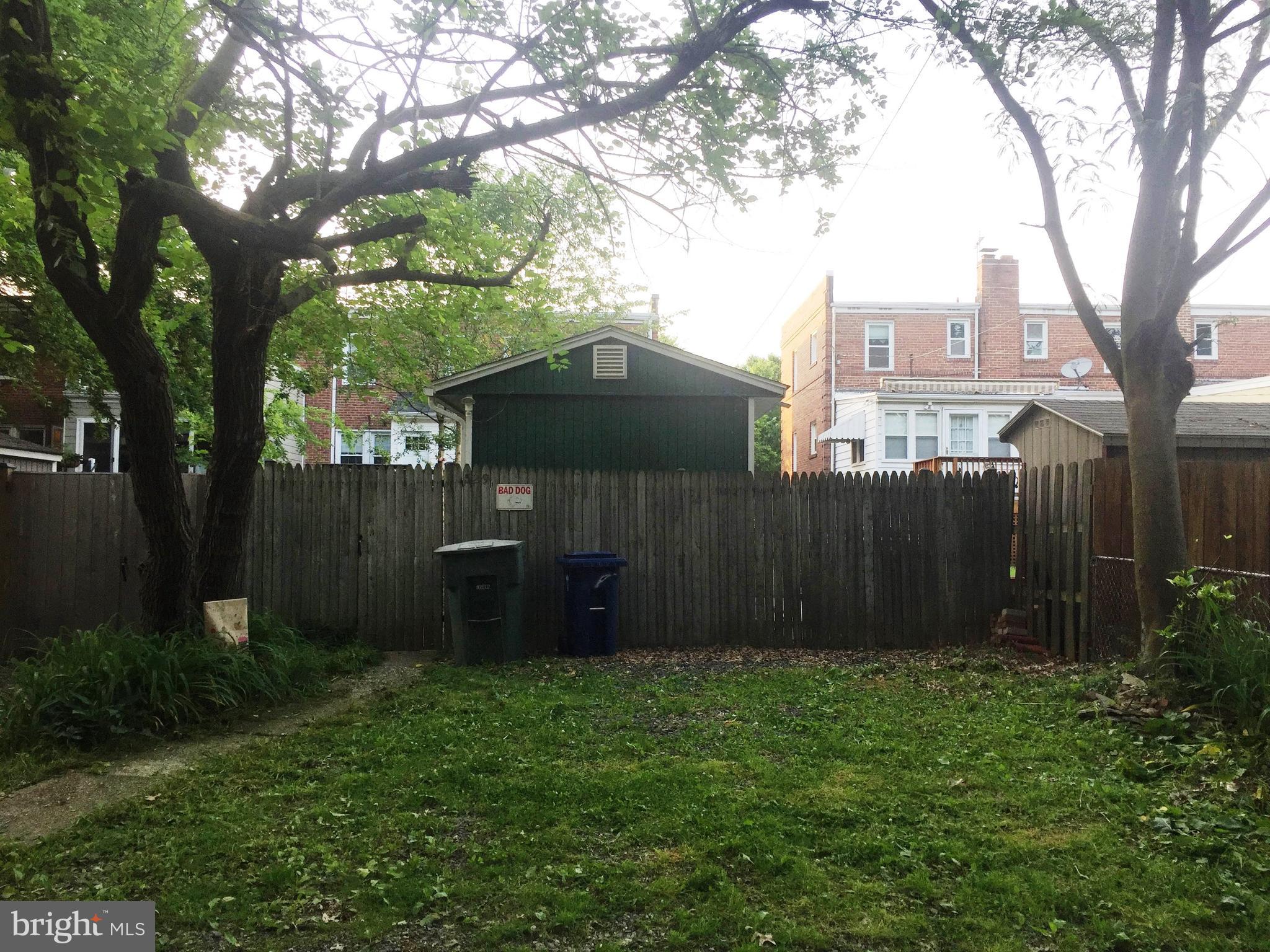 LINDEN GARDENS - Residential Lease