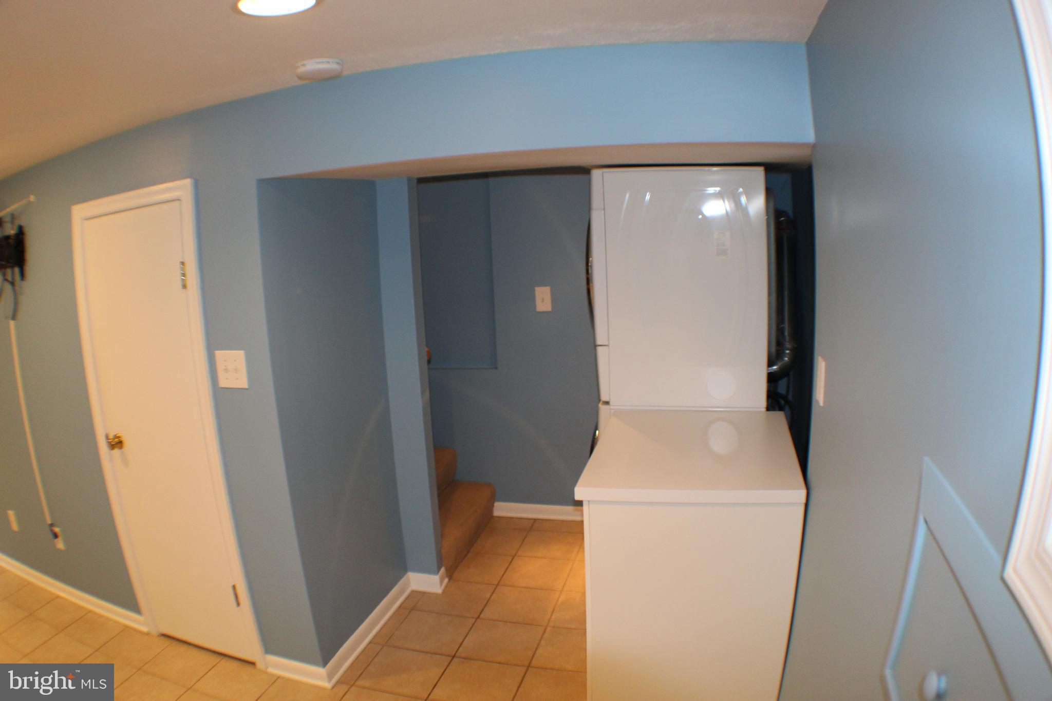 LINDEN GARDENS - Residential Lease